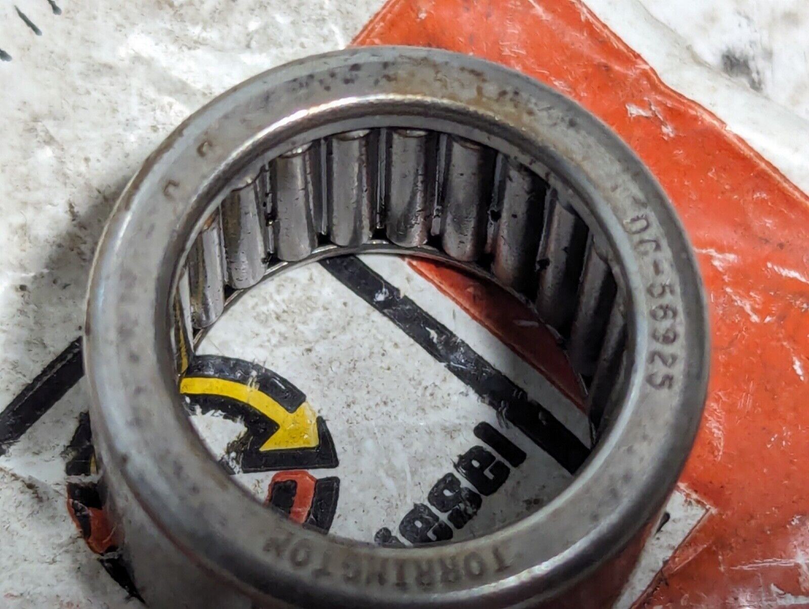 Torrington DC-56925 needle roller bearing, Genuine Detroit Diesel Allison Parts