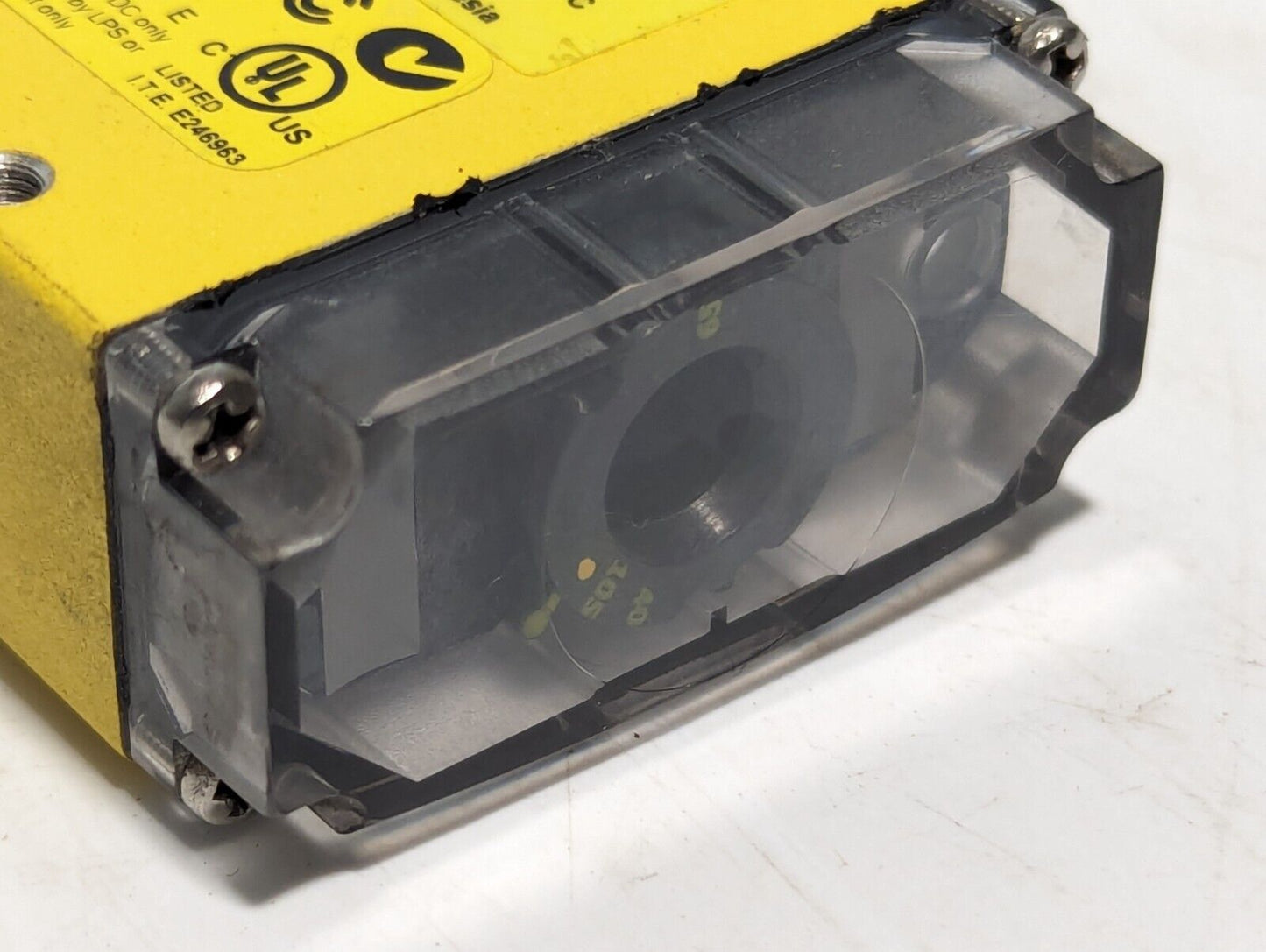 Cognex DMR-100Q-01 Dataman Fixed-Mount ID Reader - Free Shipping