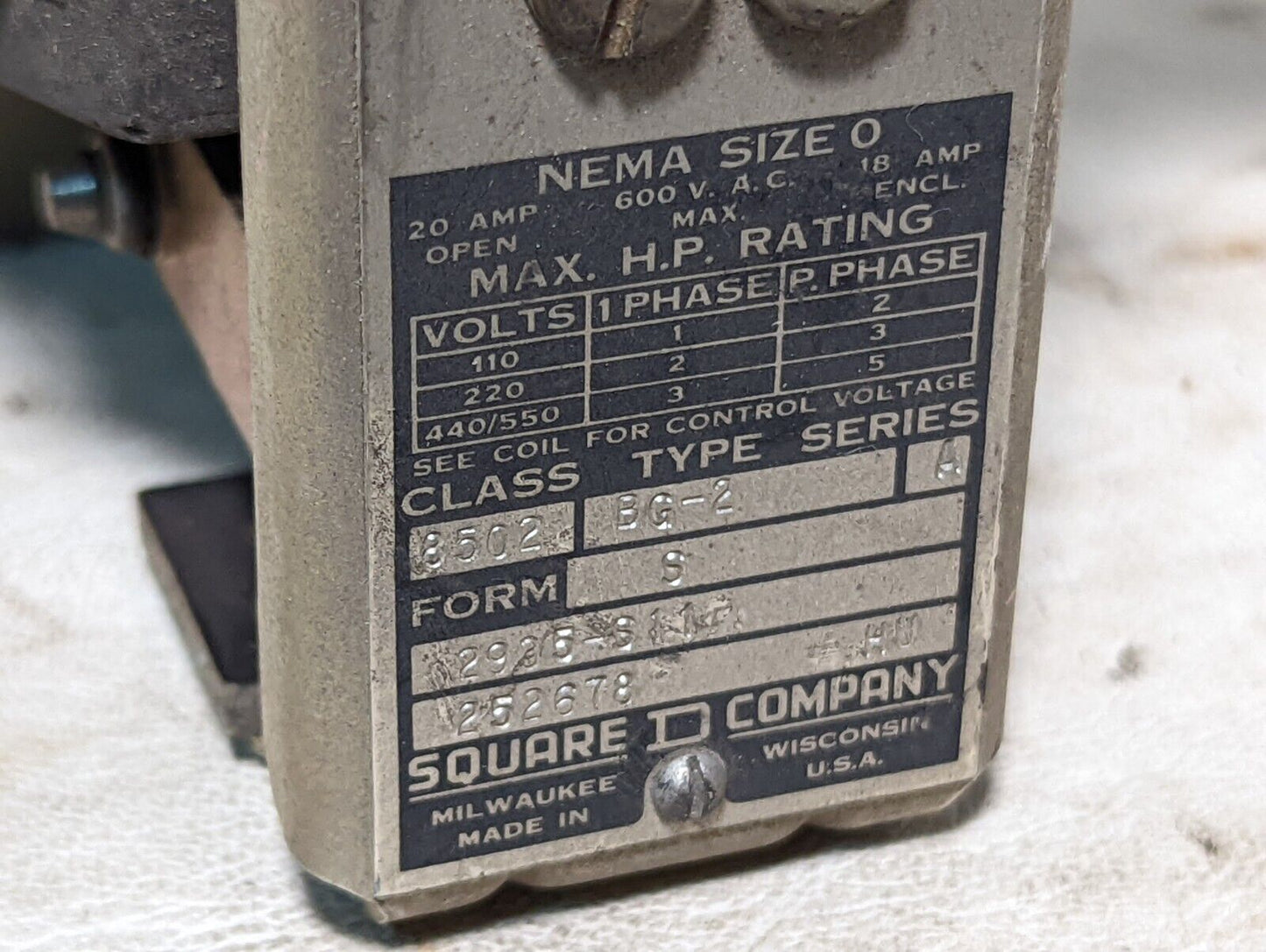 Square D 8502BG2S contactor, ser. A, NEMA sz 0, 110/120VAC coil, 1 phase 1HP max