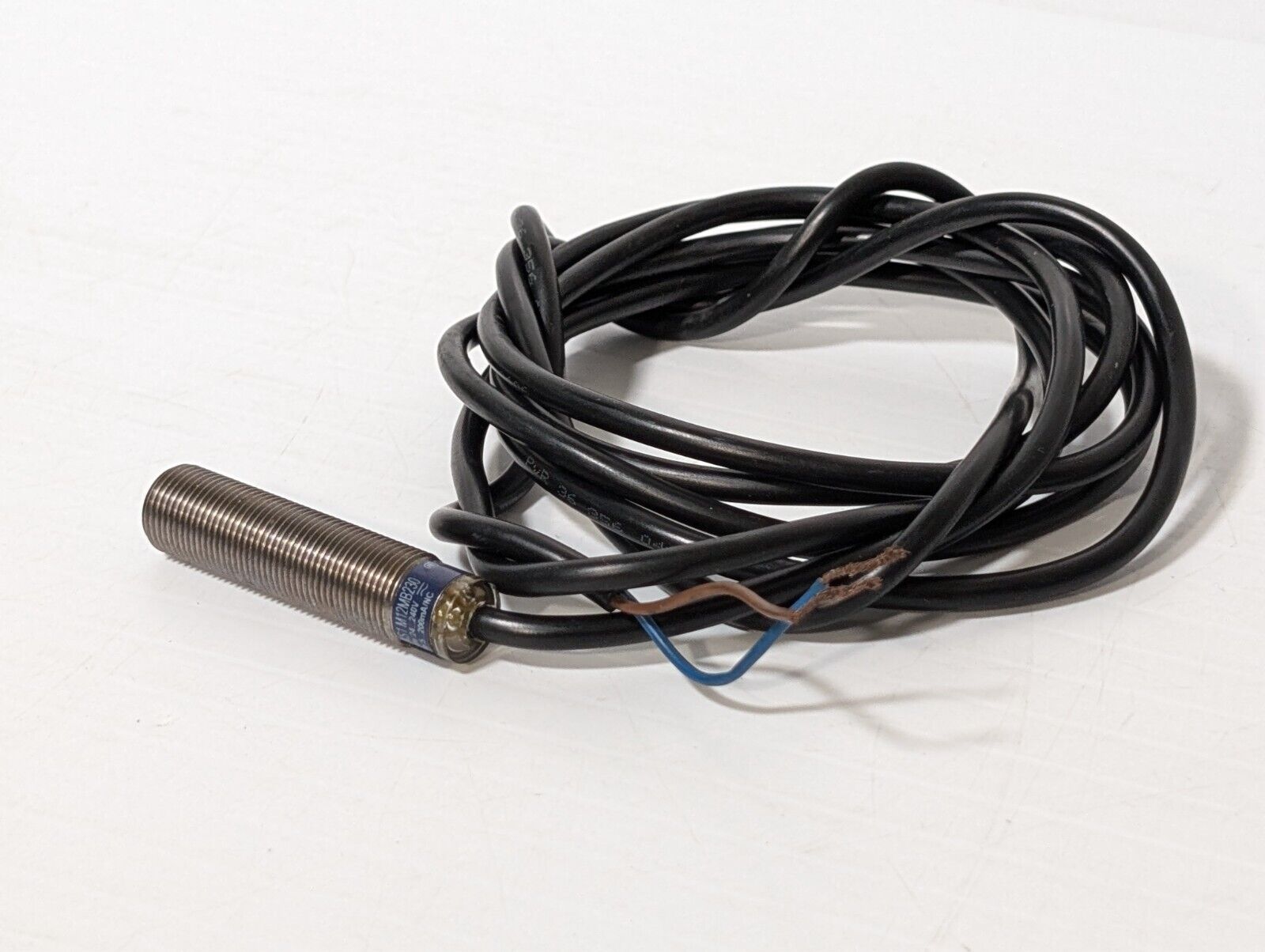 Telemecanique Xs1M12Mb230 Proximity Switch 240Vac 200Ma 240Vac 300Ma