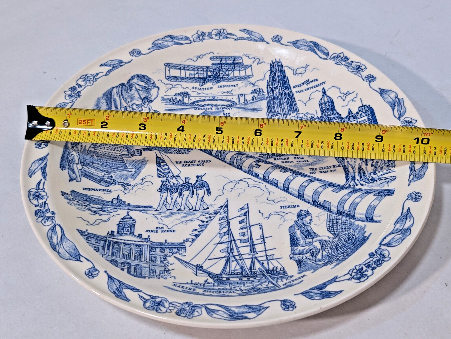 Vintage Vernon Kilns Hartford, Connecticut Souvenier Collector Plate 1930s