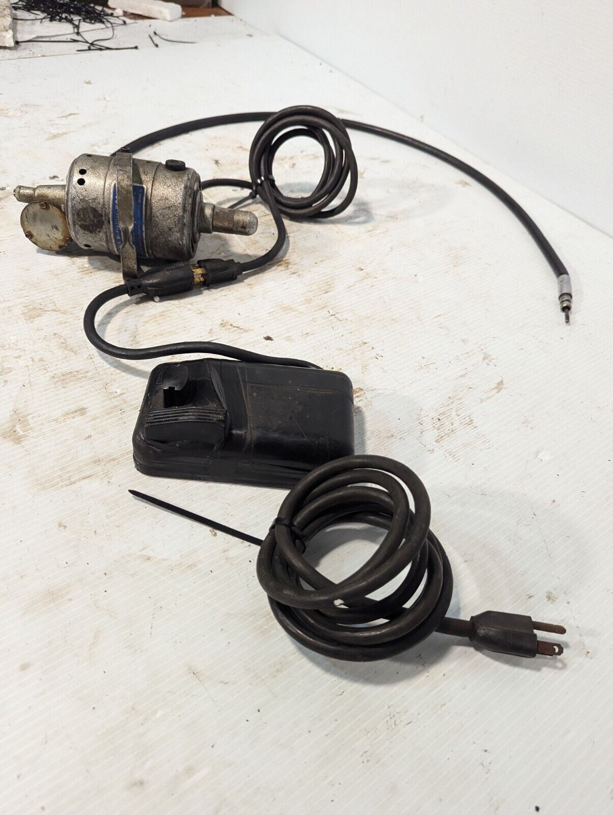 Engis Di-Profiler FlexShaft rotary motor with foot switch, 110-130V, 0.8A