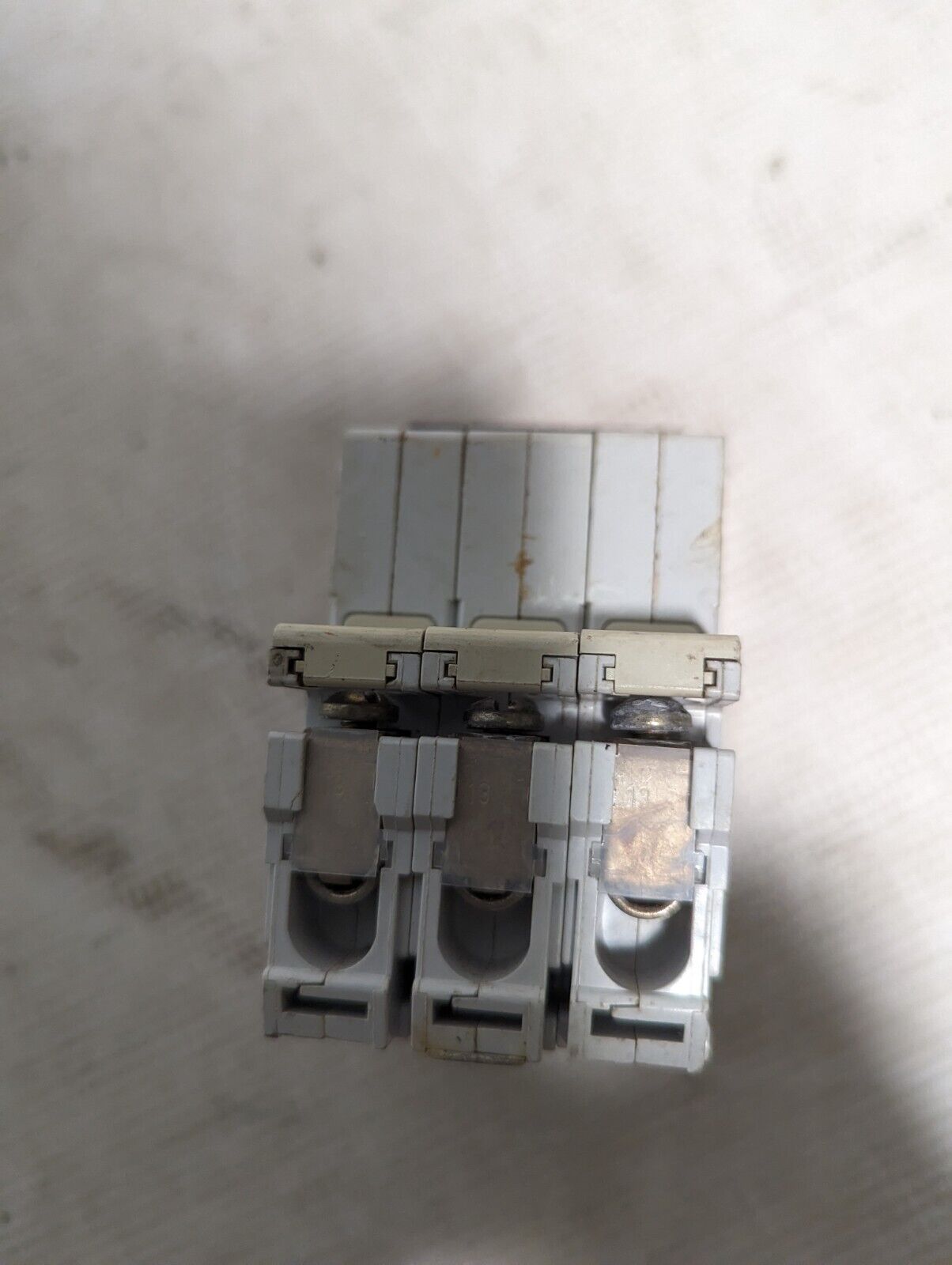 Lot of 2 BBC S223 K16A Circuit Breakers, 16A