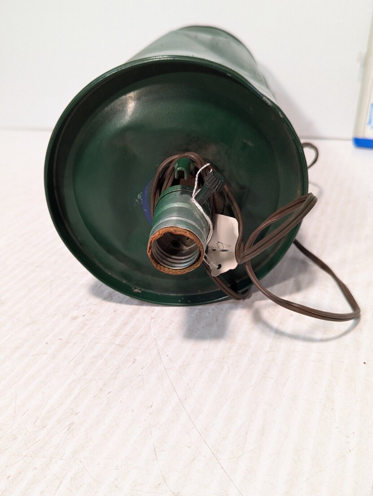 Unique Workshop Lamp, Homemade, Perfect for a work environment - Free Shipping