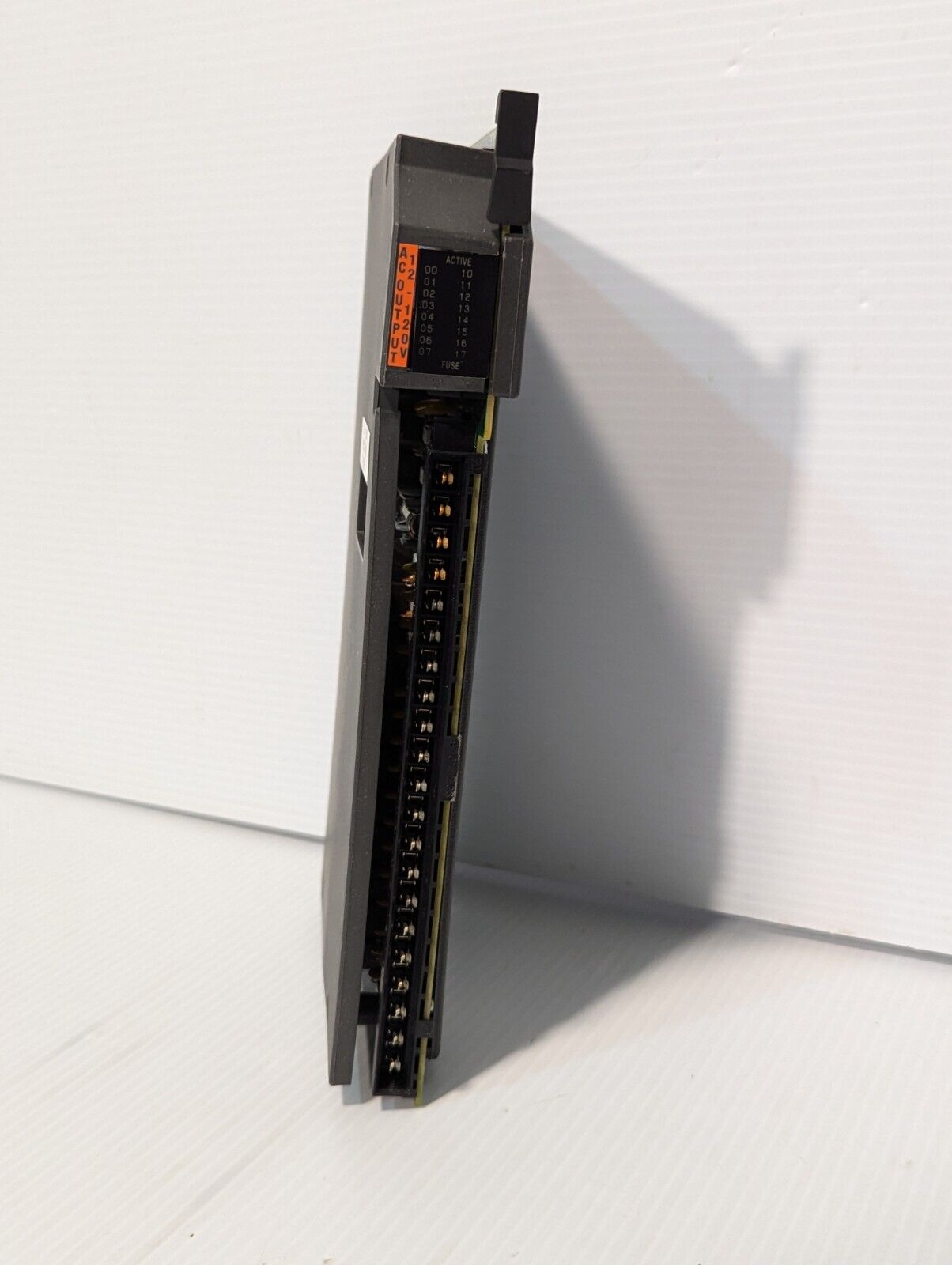 Surplus Open Allen Bradley 1771-OAD /C PLC-5 16-Pt 120VAC Digital Output Module