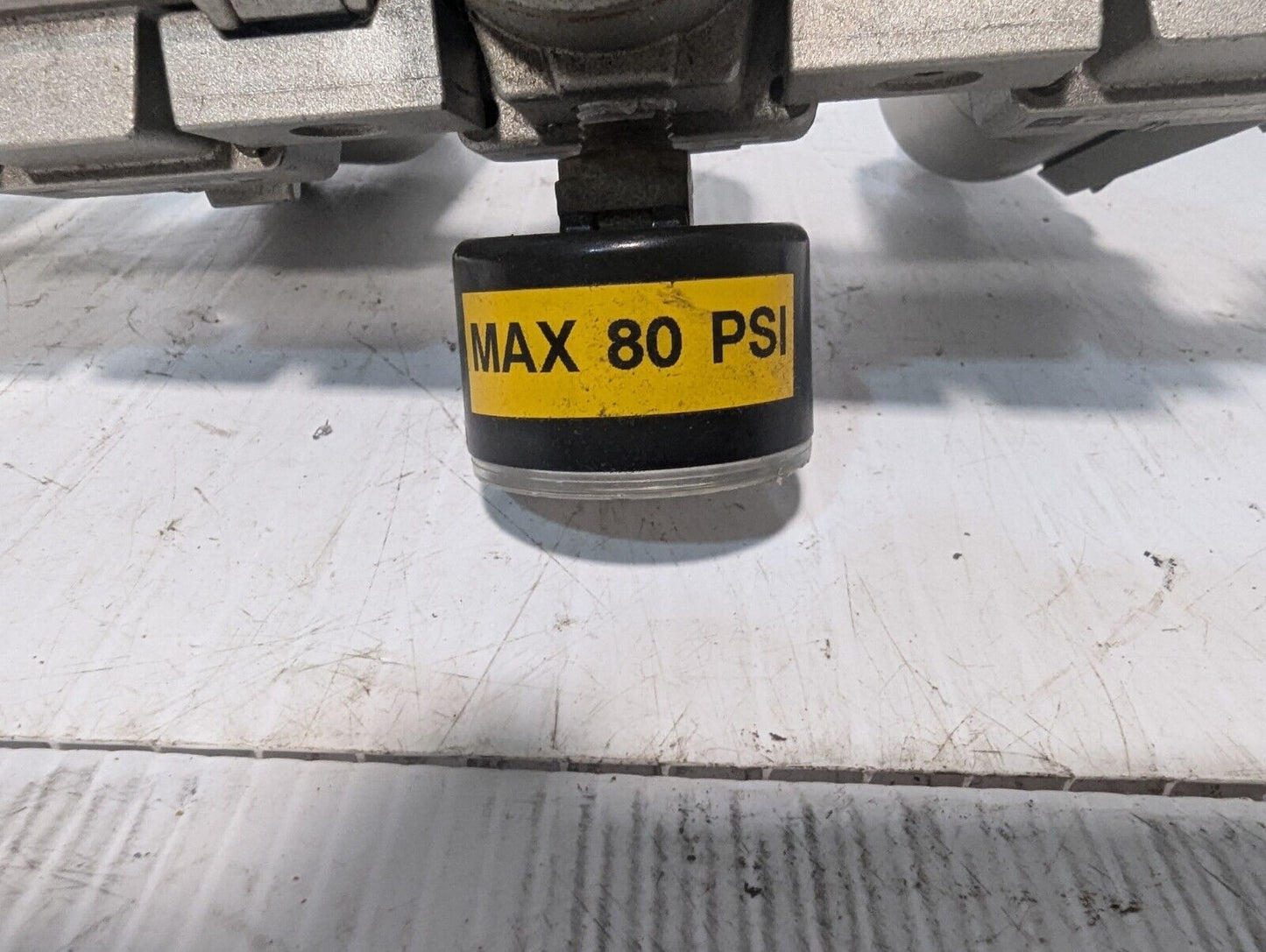 SMC Pneumatic- Regulator Assembly with NAR3000-N03 Regulator - Free Shipping