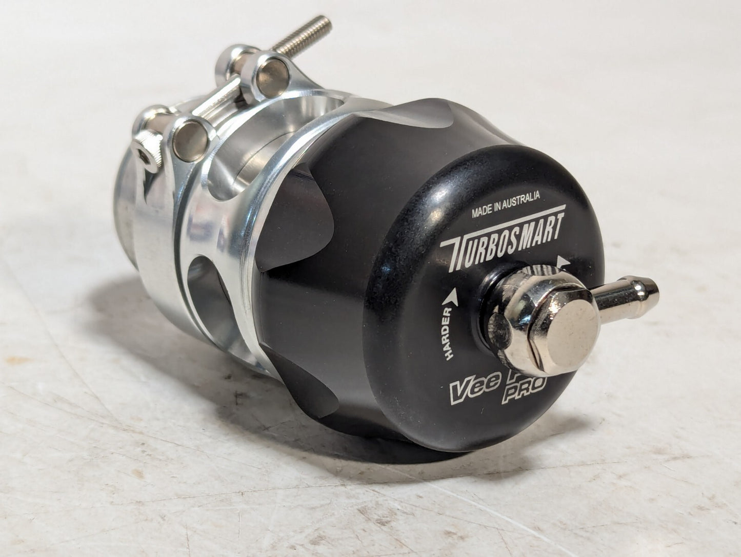 Turbosmart TS-0205-1131 Vee Port Pro Black BOV Blow Off Valve Universal 38mm