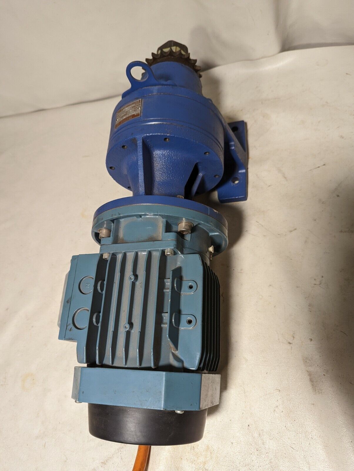 Sumitomo SM-CYCLO CNHJS-6105-71 speed reducer w/ABB 3GVA072002-BSC electricmotor