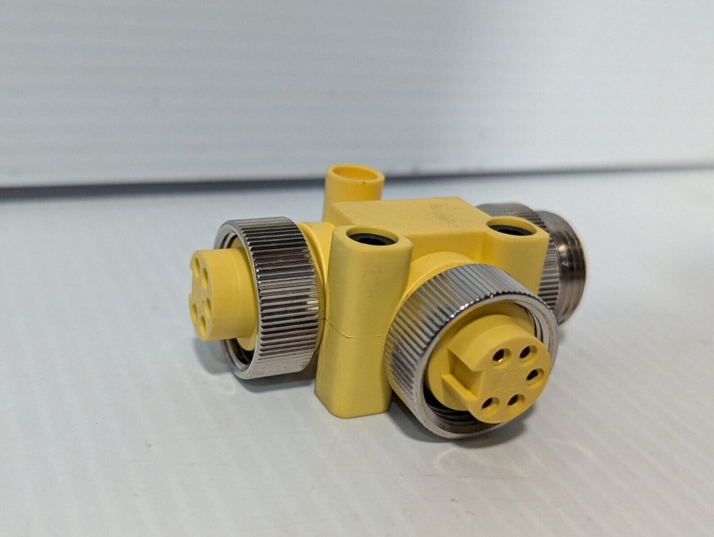 Zipport ZP-S1-3MFF-T T-Coupler, 3-Pole Female 7/8IN - Free Shipping+Returns