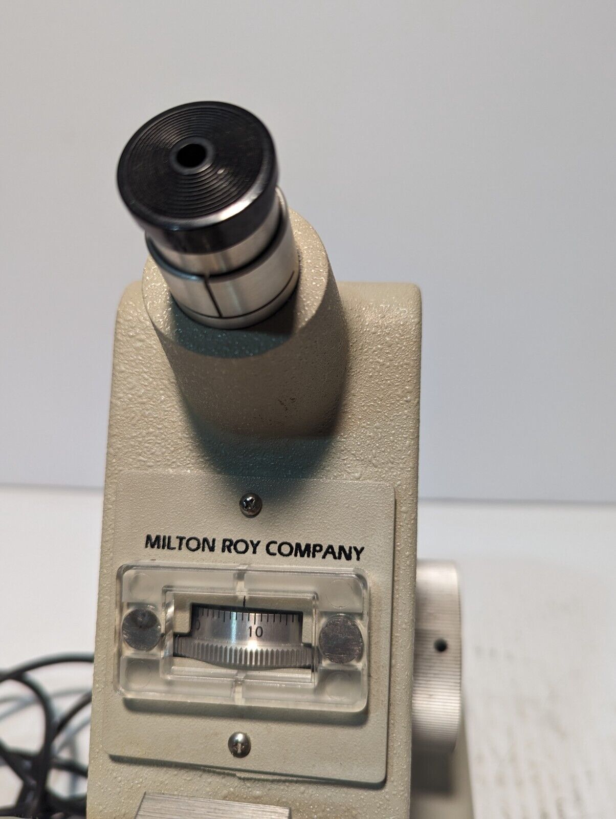 Milton Roy Company 334610 Benchtop Lab Refractometer w\Bausch & Lomb Prism Box