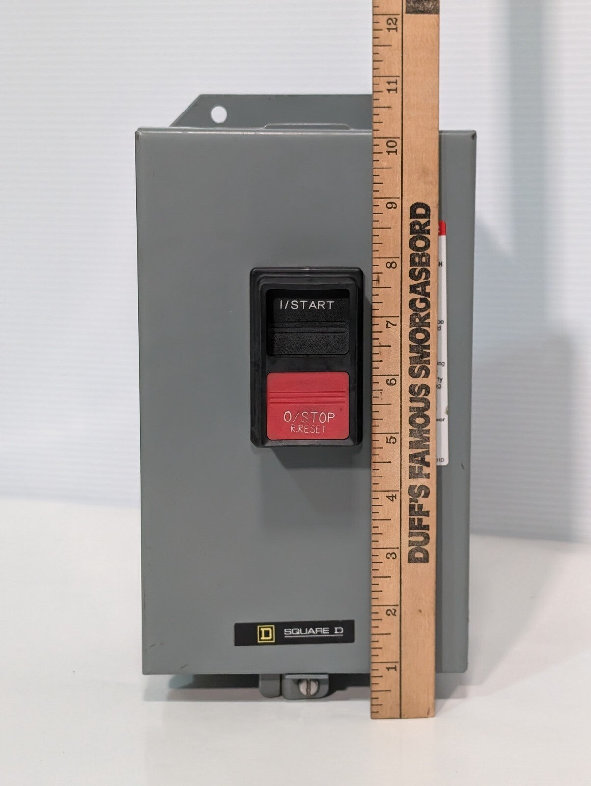 Square D 2510 MCA3 Manual Motor Starter in Enclosure, Non-Reversing, 27A, 3 Pole