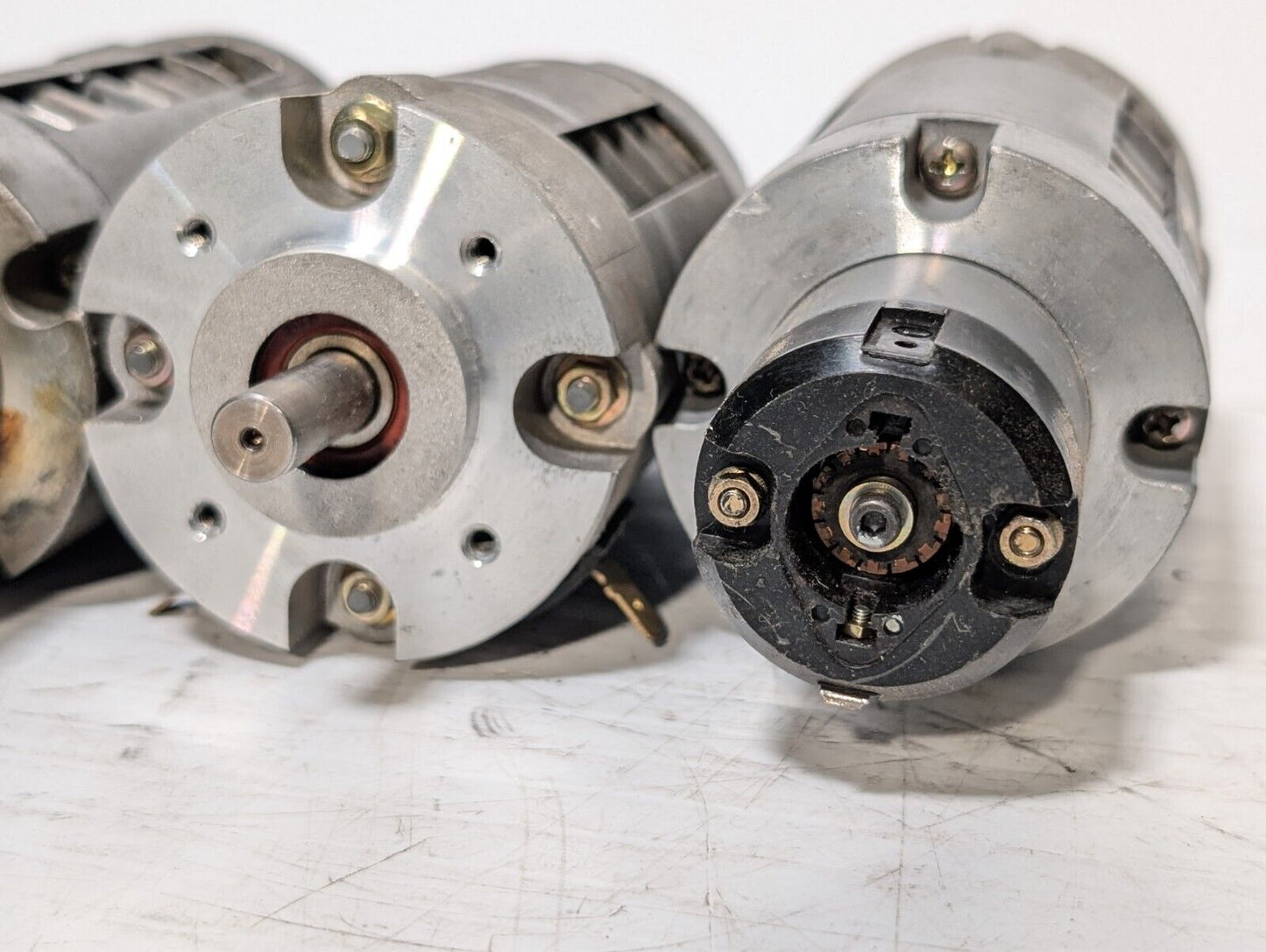 (1) ABB UGTMEM-03LBB11 Mini Series DC Servo Motor Nidec UGTMEM-03LB27SR TG-7SVC