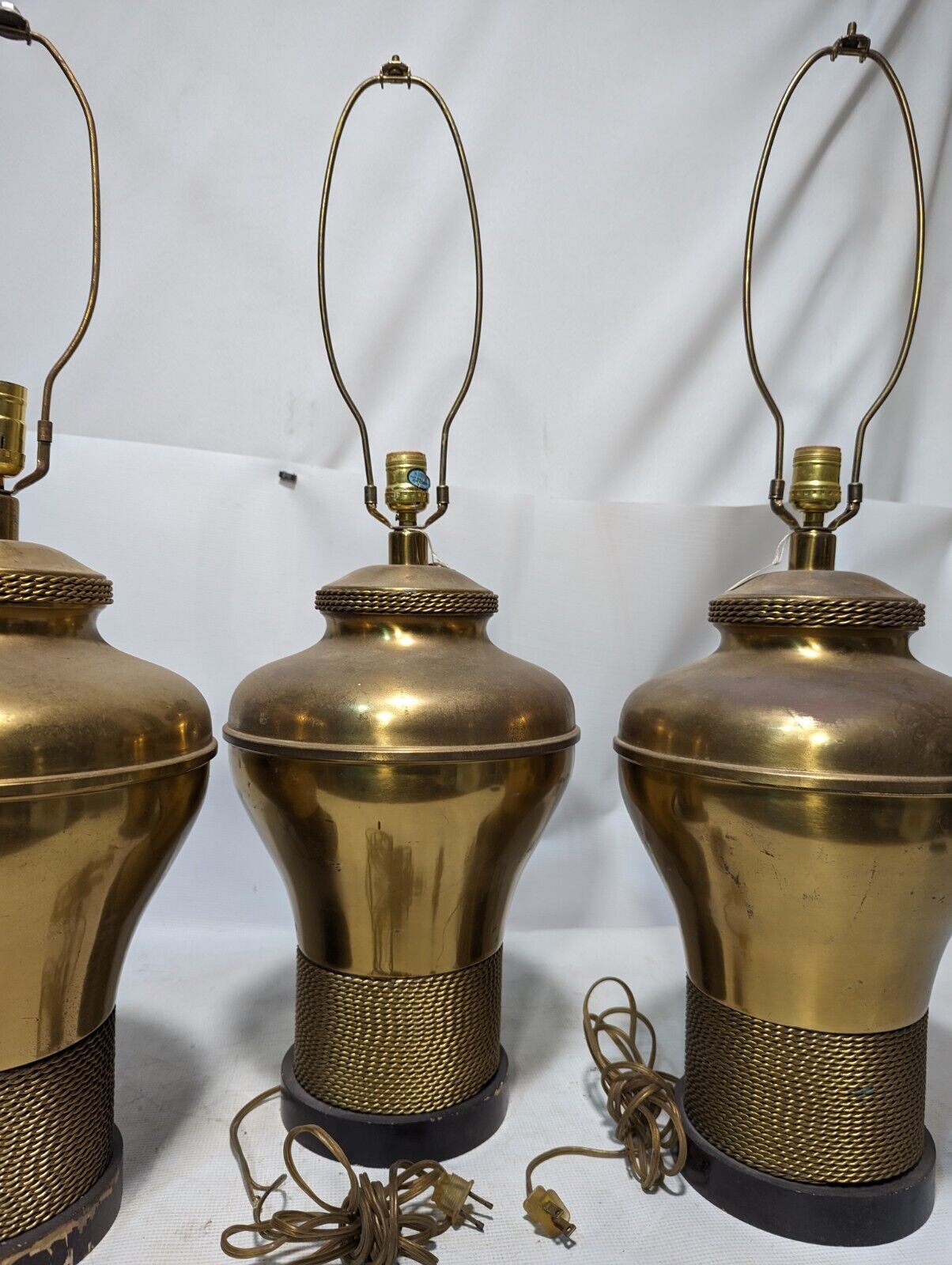 Large brass lamp, 30 inches x 11 inches with brass rope pattern on the bottom