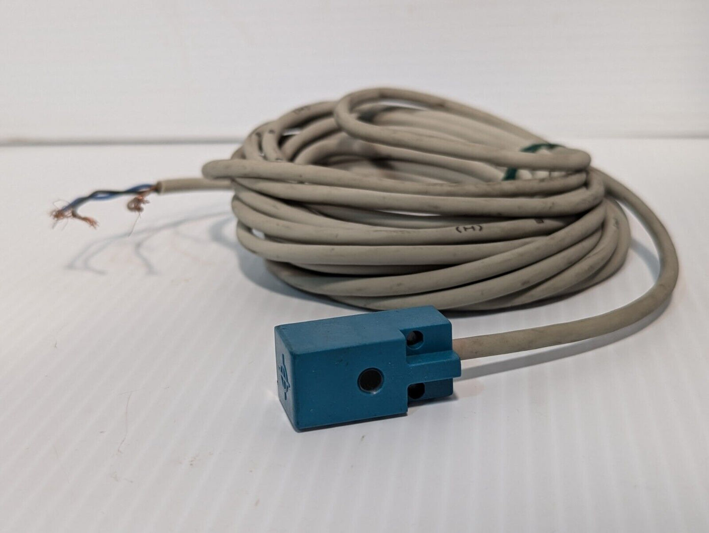 Yamatake FL2-4E6QH-L5 Limit Switch CNC - Free Shipping+Returns