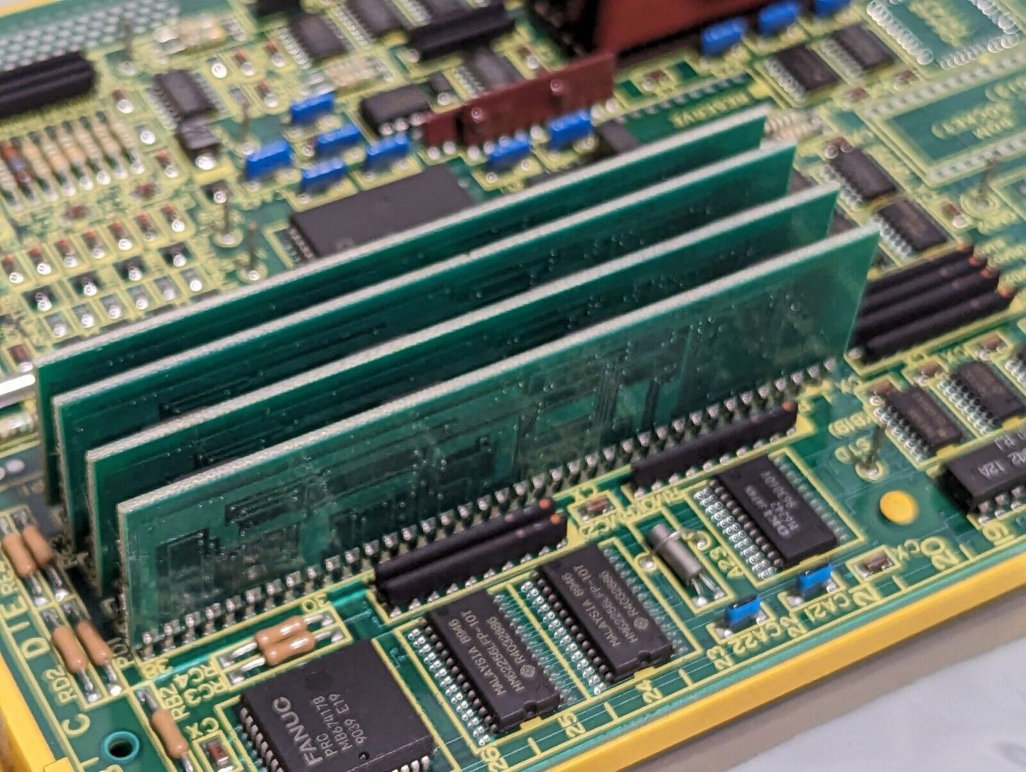 Fanuc A16B-2200-0121/06C control card, Base 0, circuit board