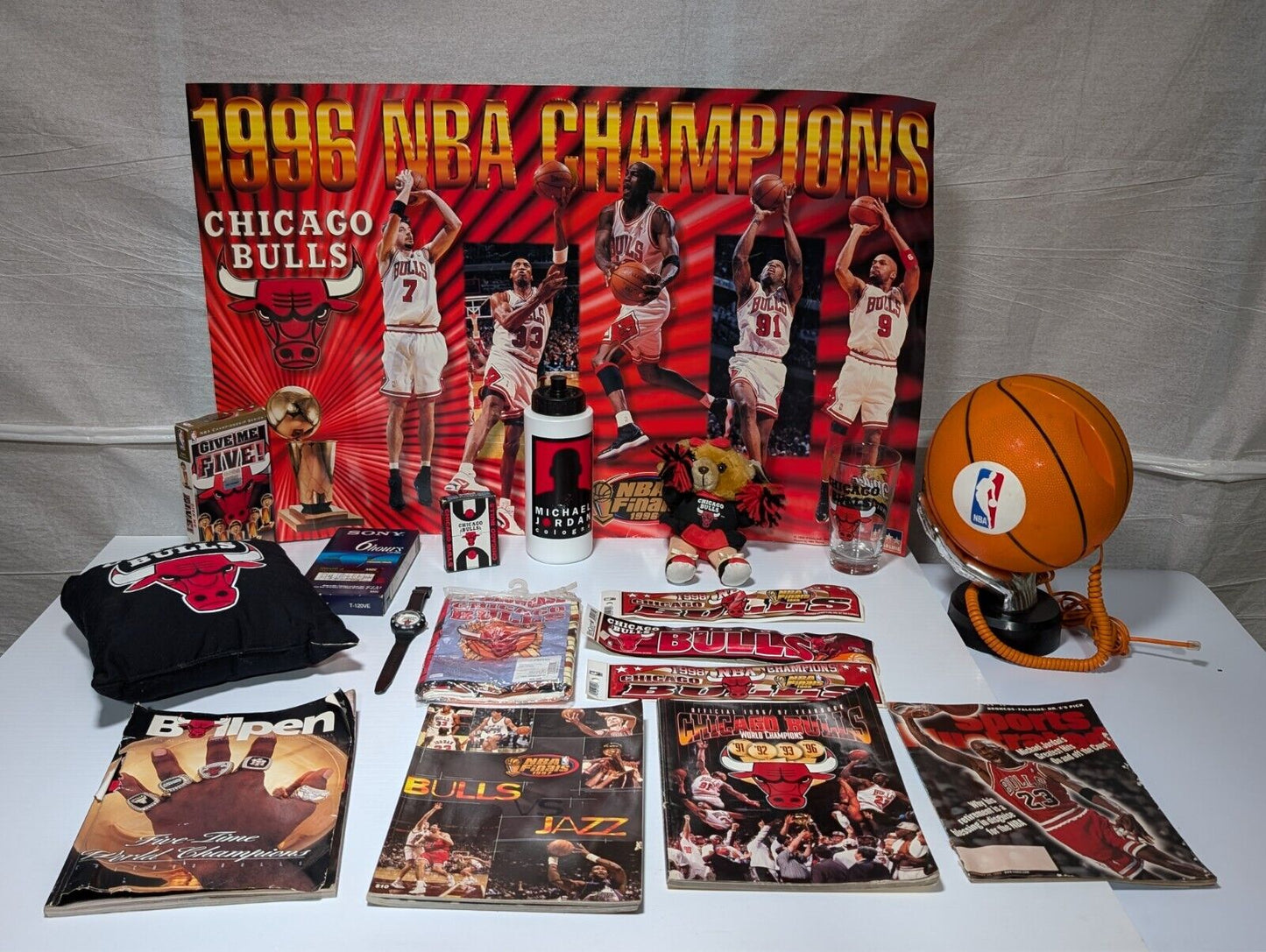18 Pieces 1996-1998 Michael Jordan Chicago Bulls Championship Memorabilia