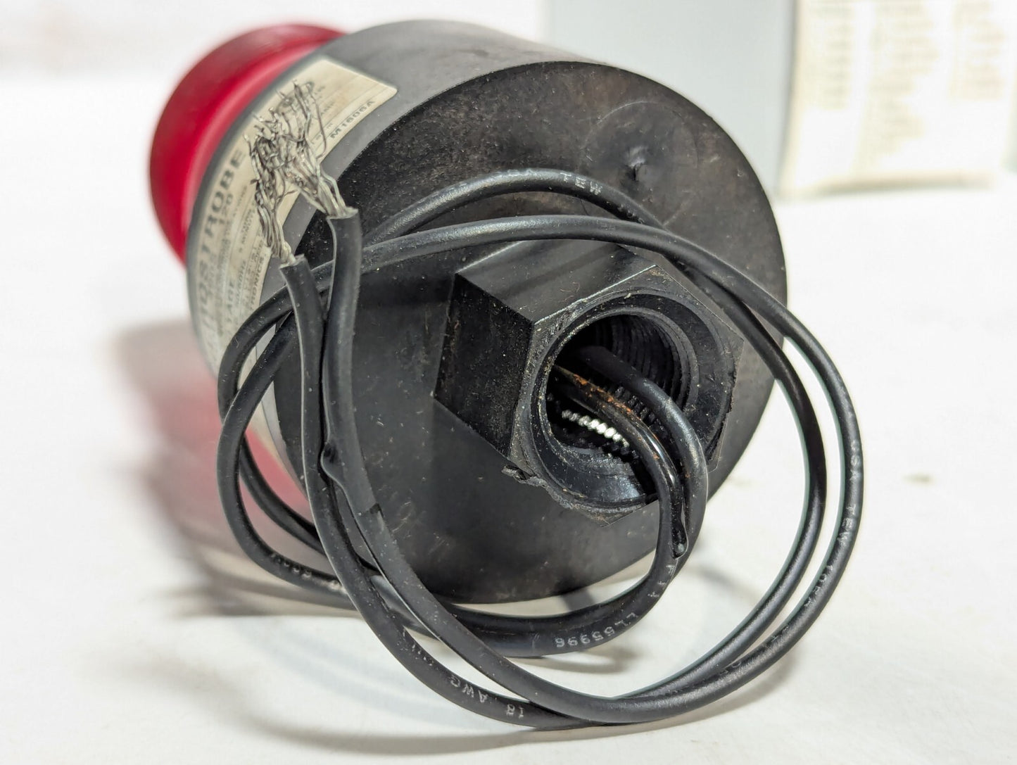 Tomar Electronics 490S Microstrobe Signal Light 120VAC Red, 1280VAC Amber