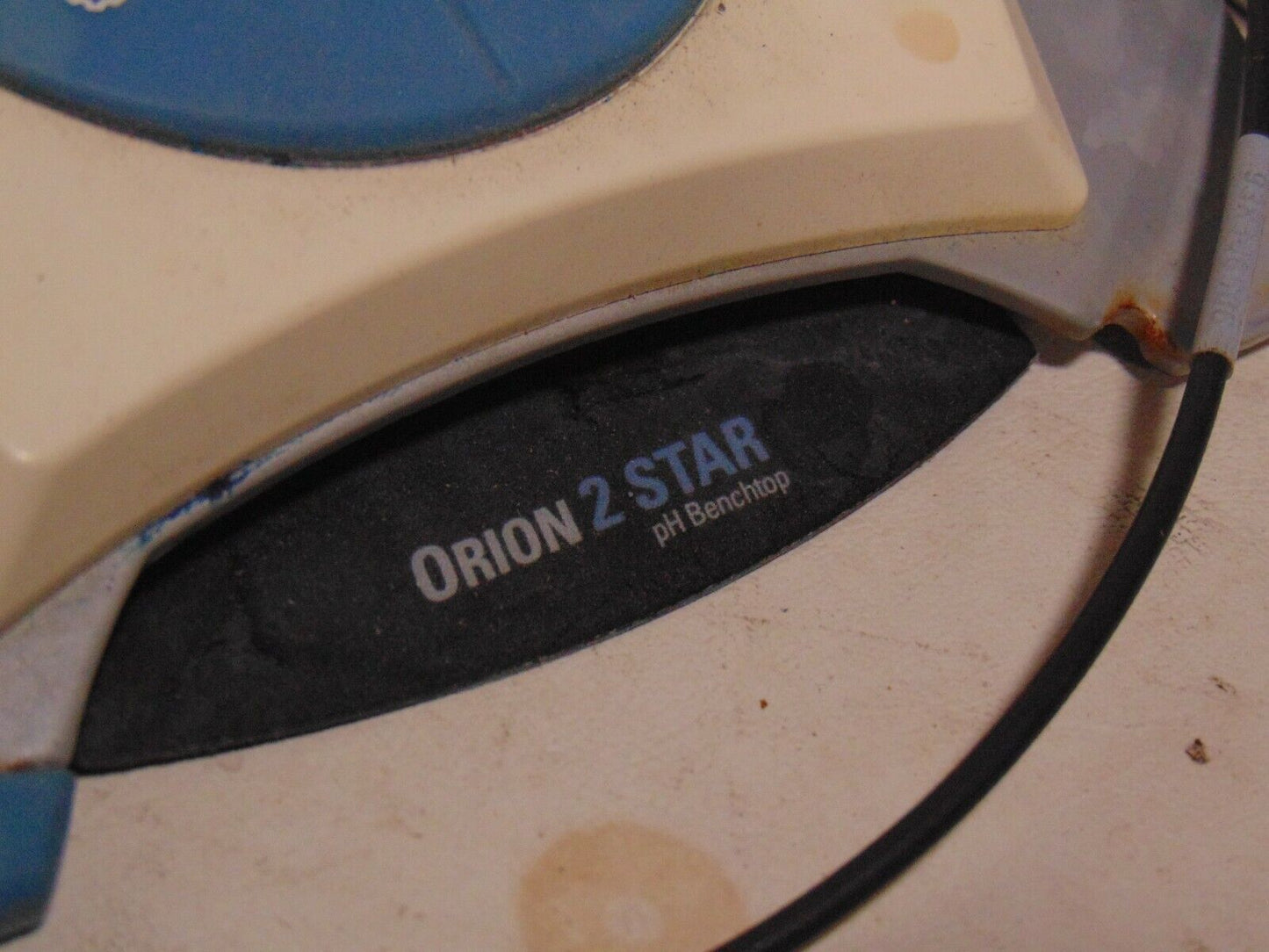Thermo Scientific Orion 2 Star Benchtop pH Meter w/Probe and Charger-Free Ship