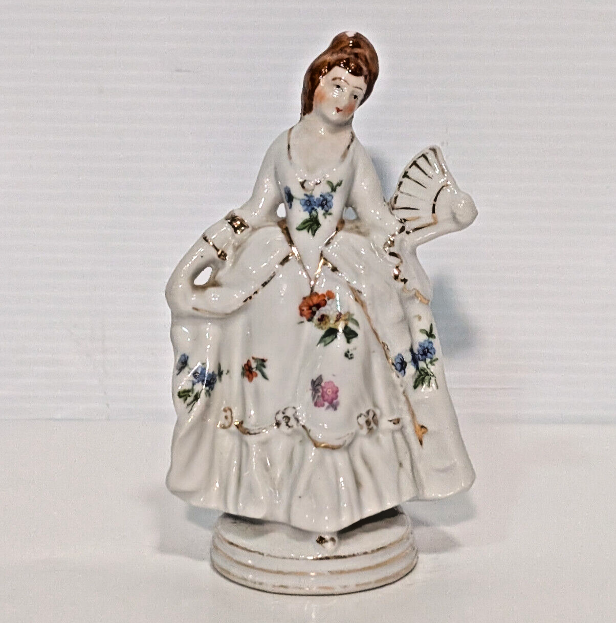 Vintage 1950s Porcelain Figurine Debutante Ball Gown Curtsy Society Fan Woman