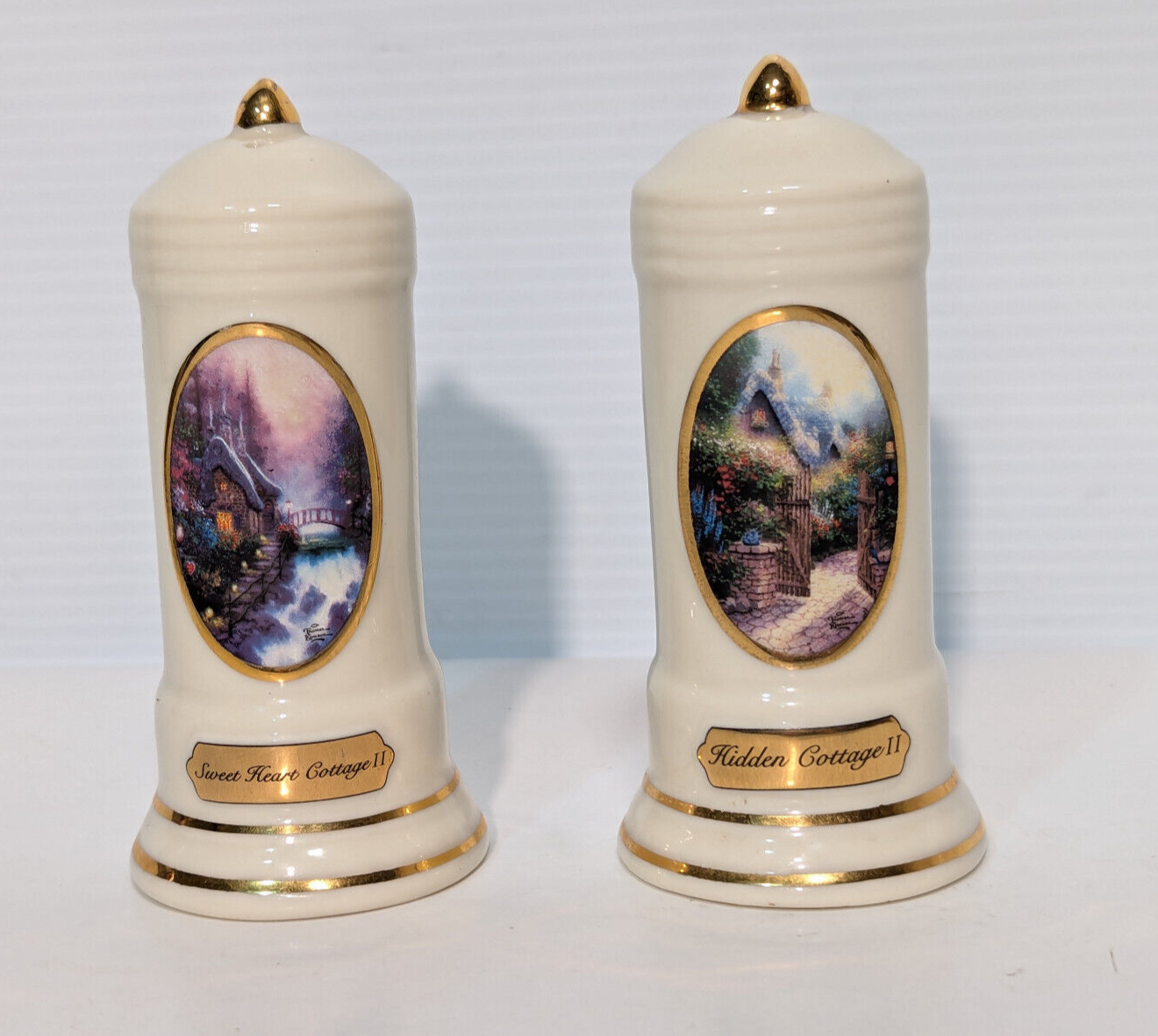 Thomas Kinkade Porcelain Salt and Pepper Shakers Sweet Heart, Hidden Cottage II