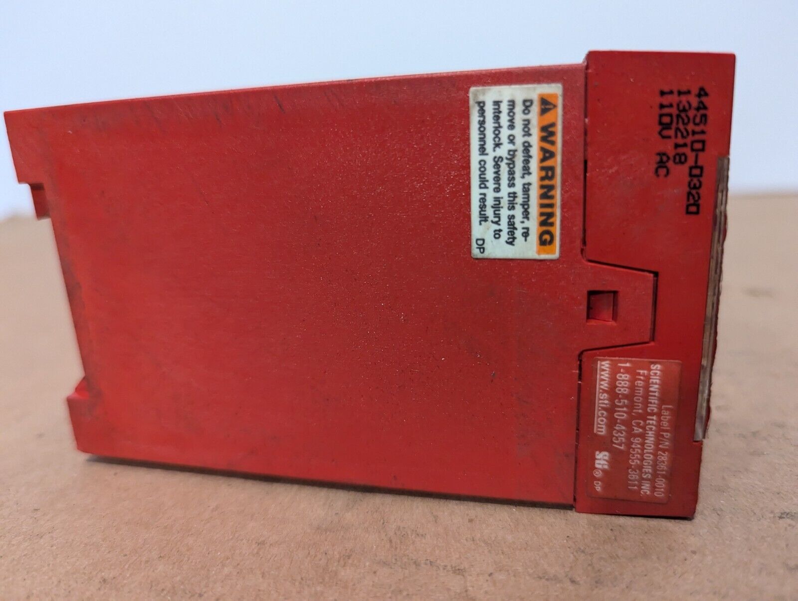 STI SA06AM Universal Monitoring Safety Relay Unit Dual Channel - Free Shipping