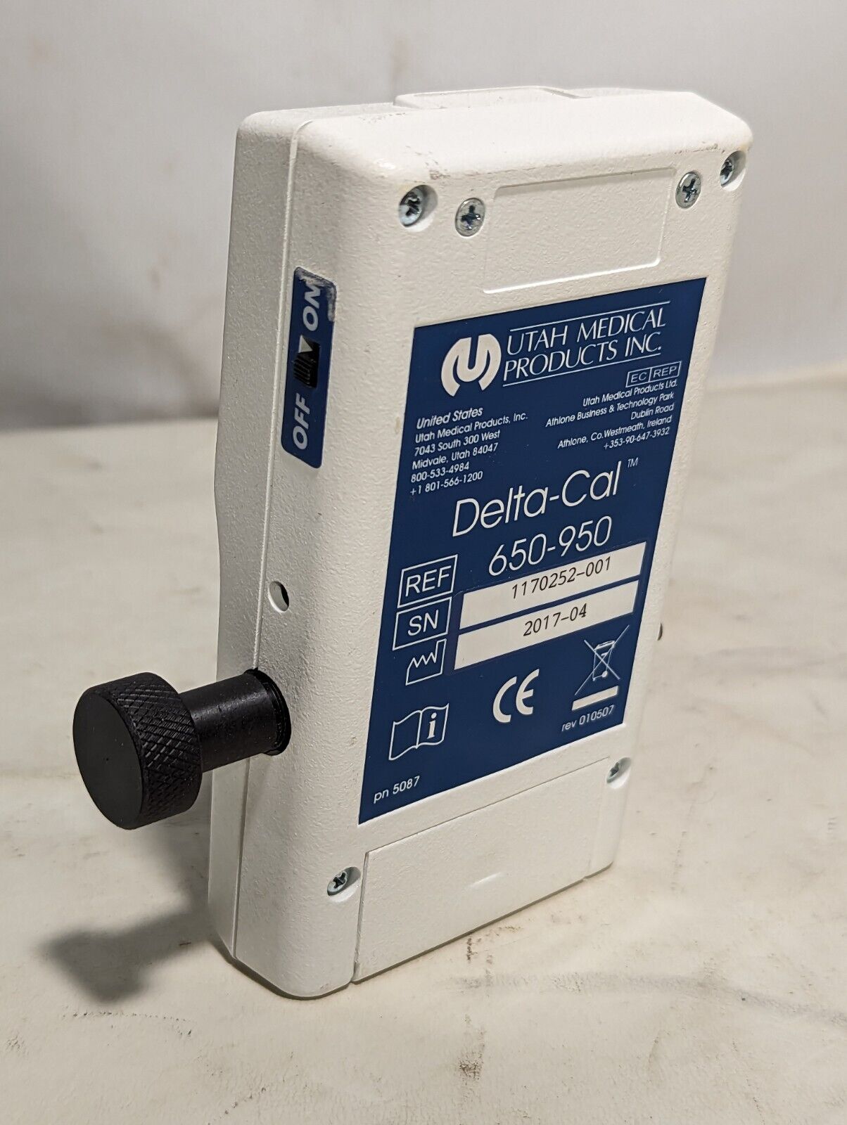 Utah Medical Delta-Cal 650-950 transducer simulator and tester