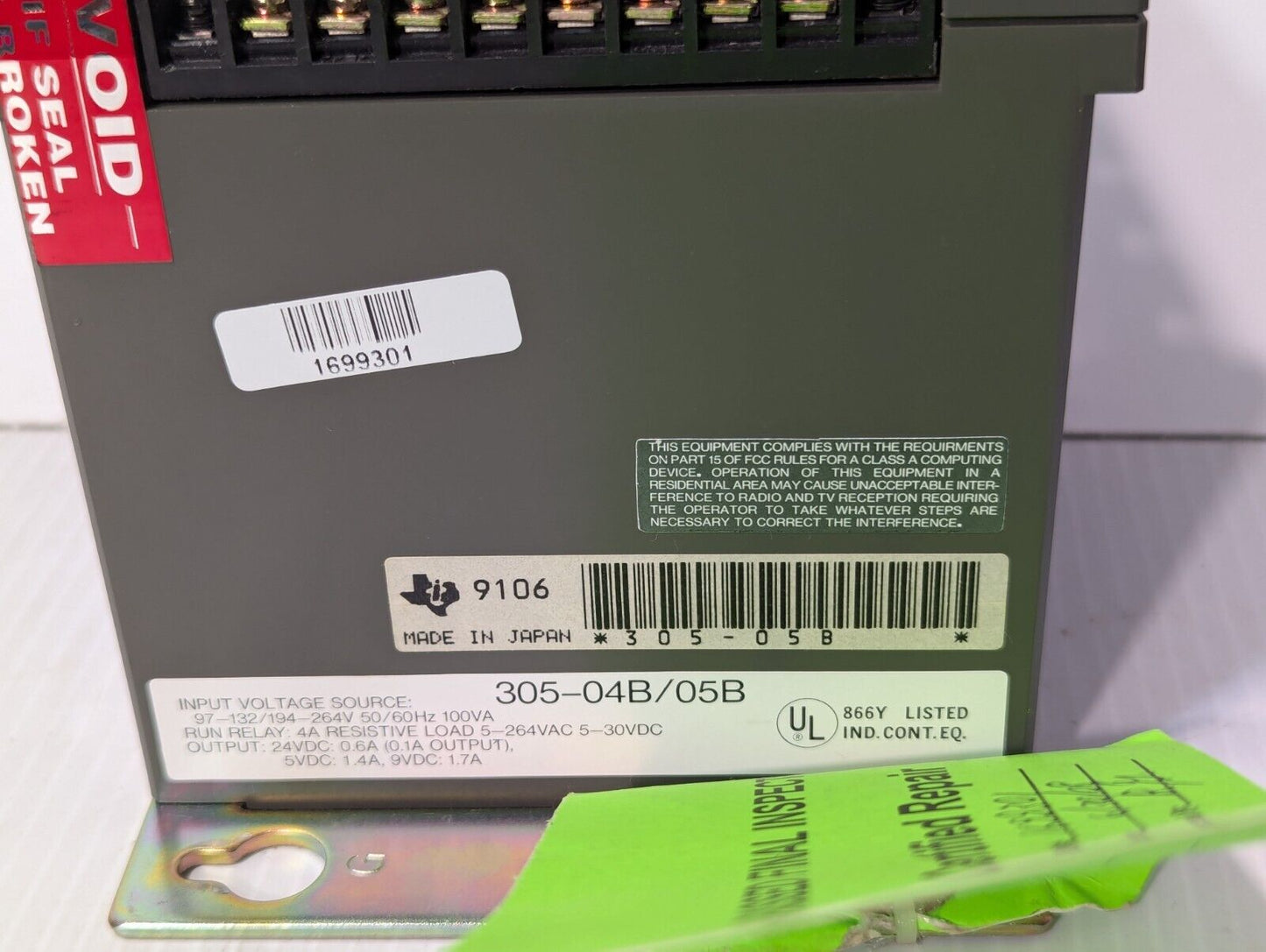 Texas Instruments 305-05B programmable controller, 97-132/194-264VAC in, 5/24VDC