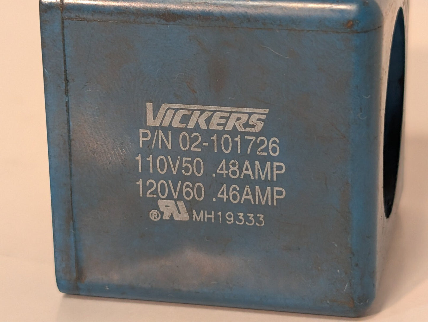 Vickers 02-101726 02101726 Solenoid Coil P/N 02-101726