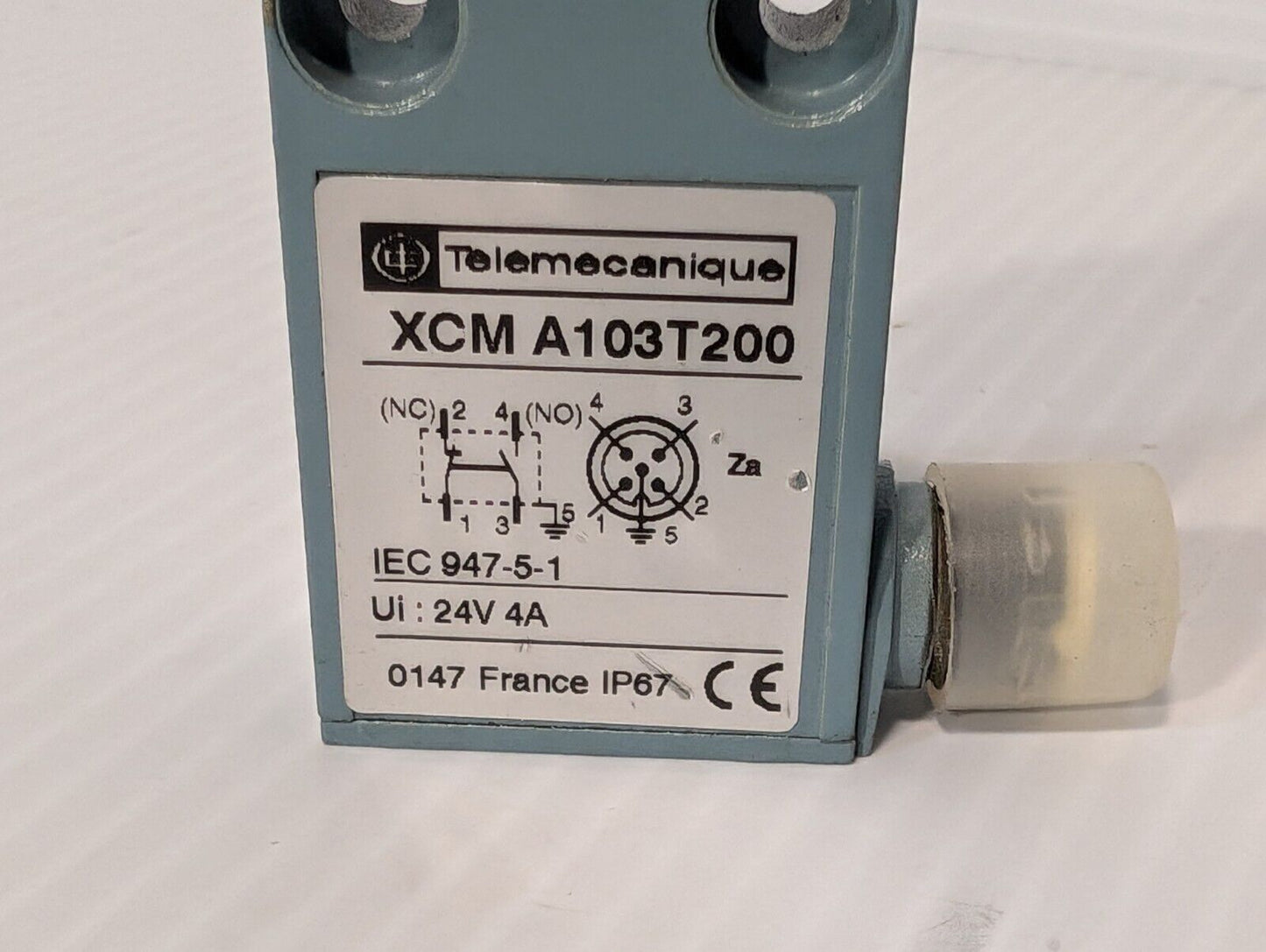 Telemecanique XCM-A103T200 Roller Plunger Limit Switch, 4A, 24VAC as pictured