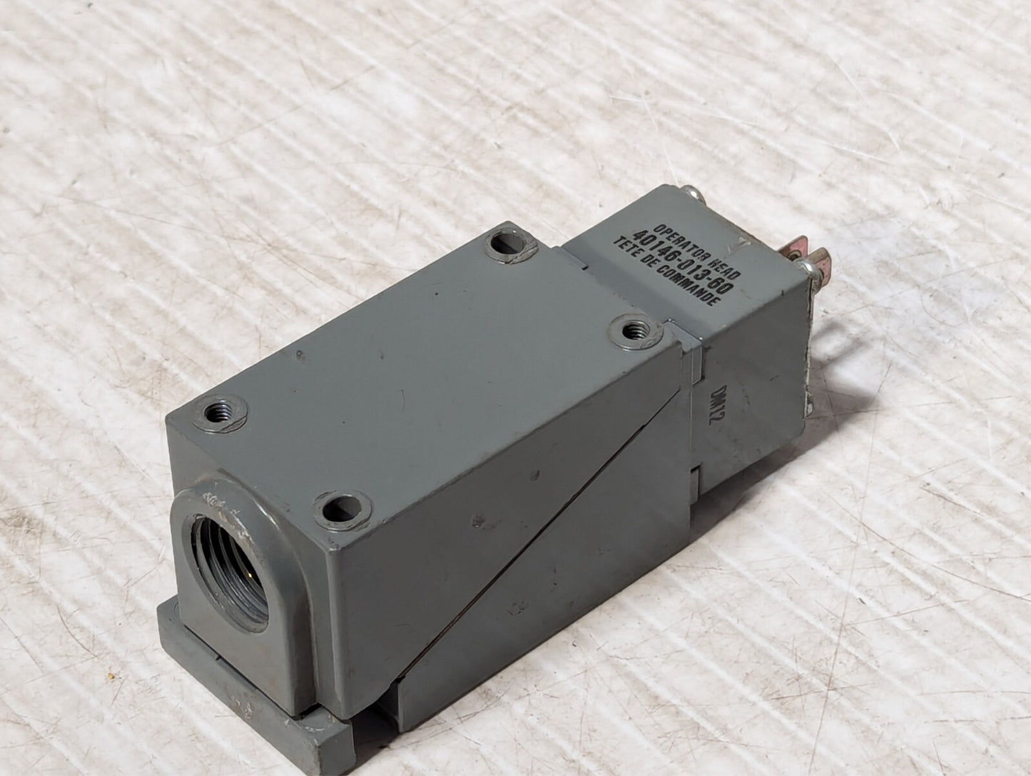 Allen Bradley 802T-DP Oil Tight Limit Switch Series J Nema Type 4 & 13