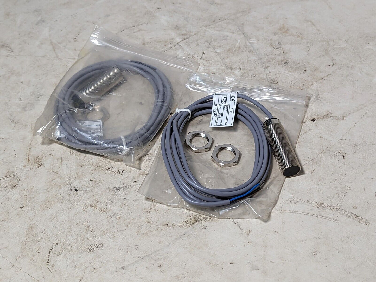 Kessler Ellis D18P proximity sensor, PNP type source