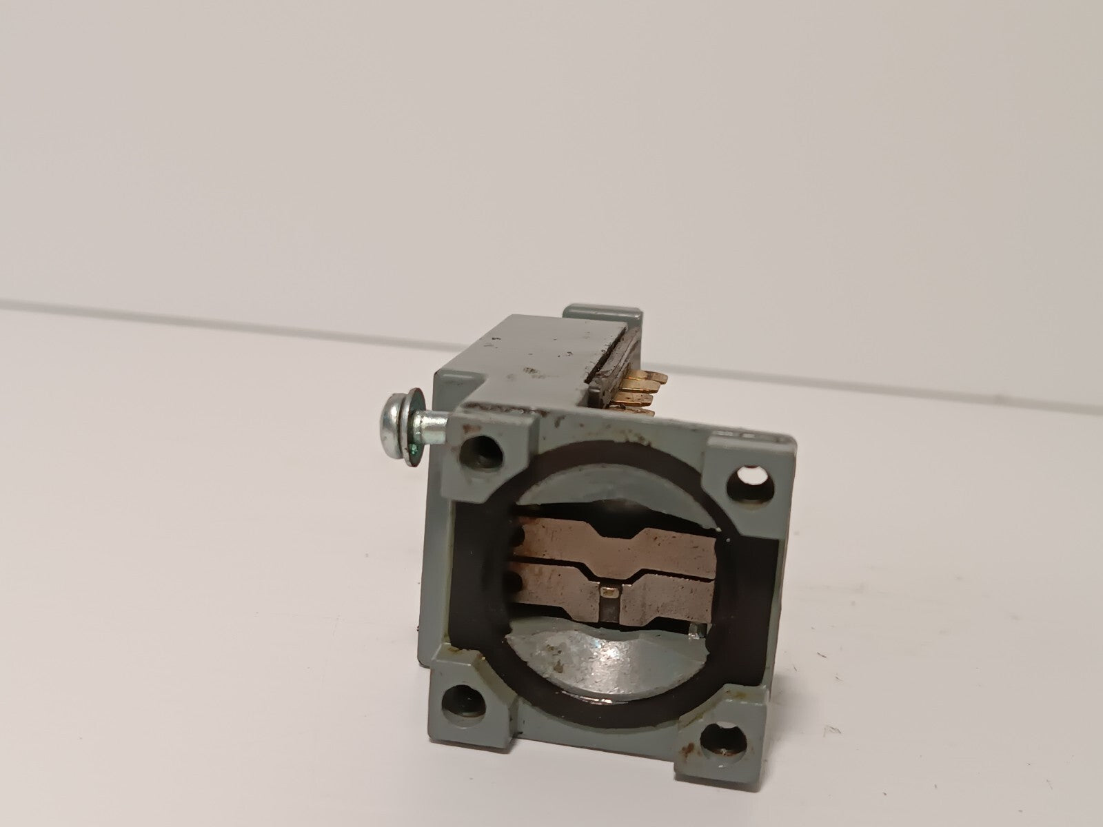 Square D 9007CO68 Limit Switch Plug In Unit 10A 600V DPDT 2NO 2NC