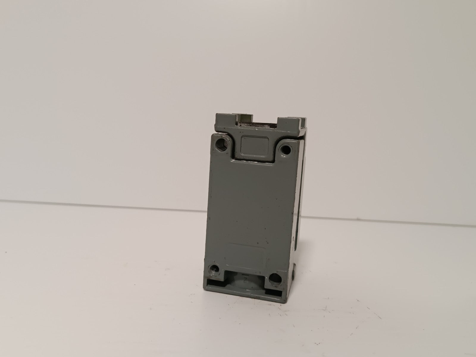Square D 9007CO68 Limit Switch with 9007CT62 Limit Switch Base 10A 600V