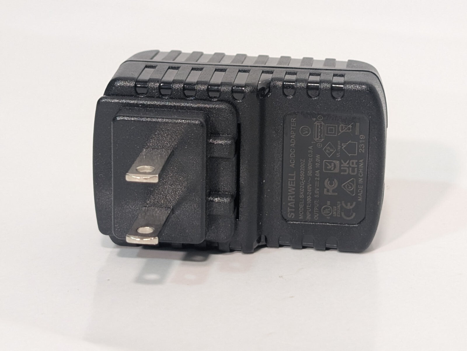 Starwell SK02G-050200Z AC/DC Medical Adapter, Input 100~240vac, Output 5vdc