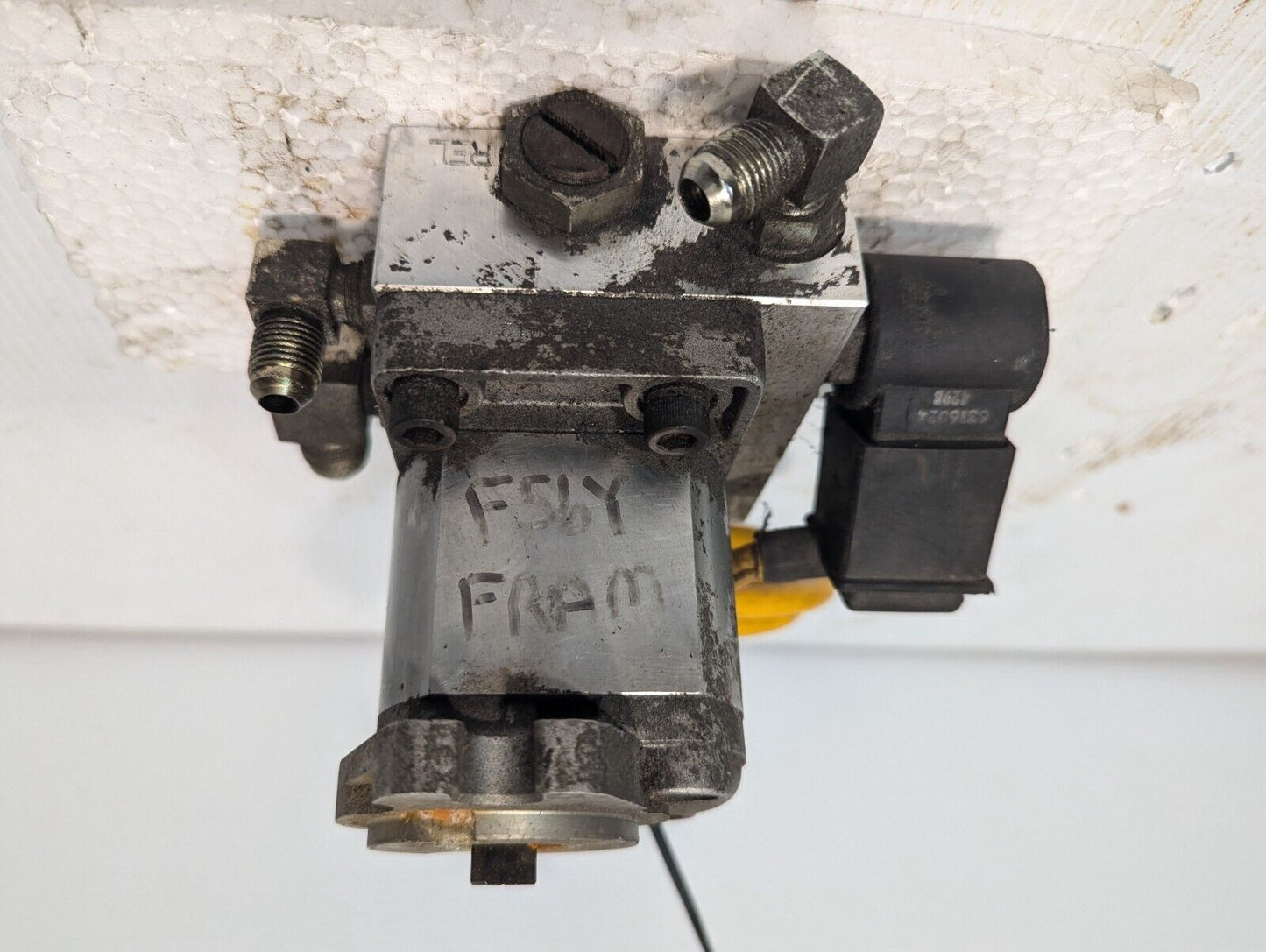 Vestil 02812P7063 B6 Hydraulic Motor F56Y FRAM - Free Shipping