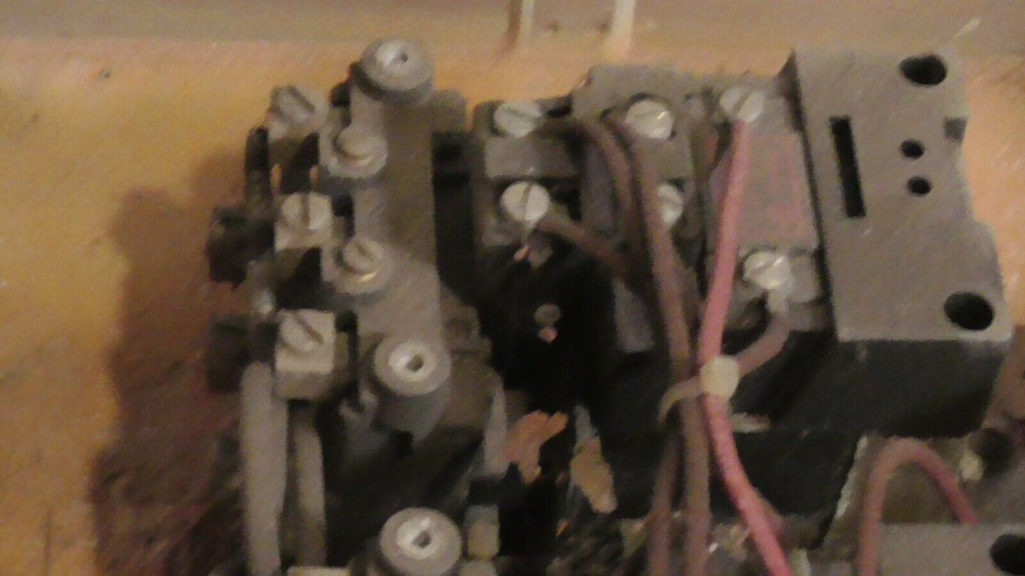 A-B 705-ACD-K Size 0 120/240/500V 2/3/5HP 70A86 110/120V +X147990 330/460V motor