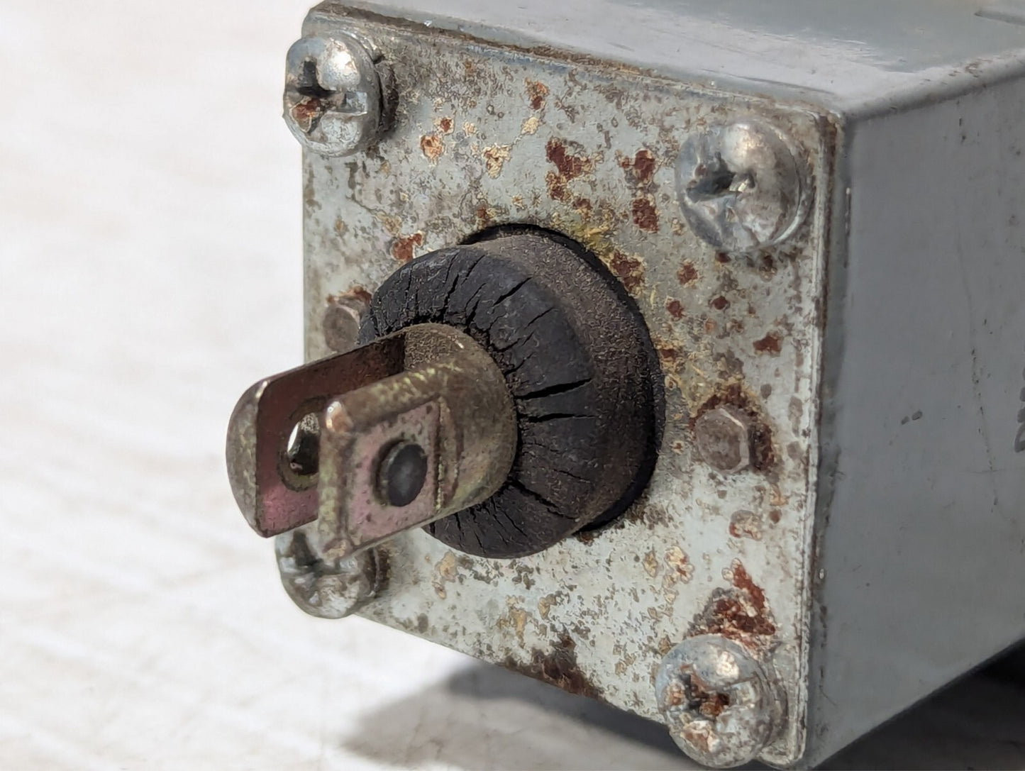 Allen Bradley 802T-DP Oil Tight Limit Switch Series J Nema Type 4 & 13