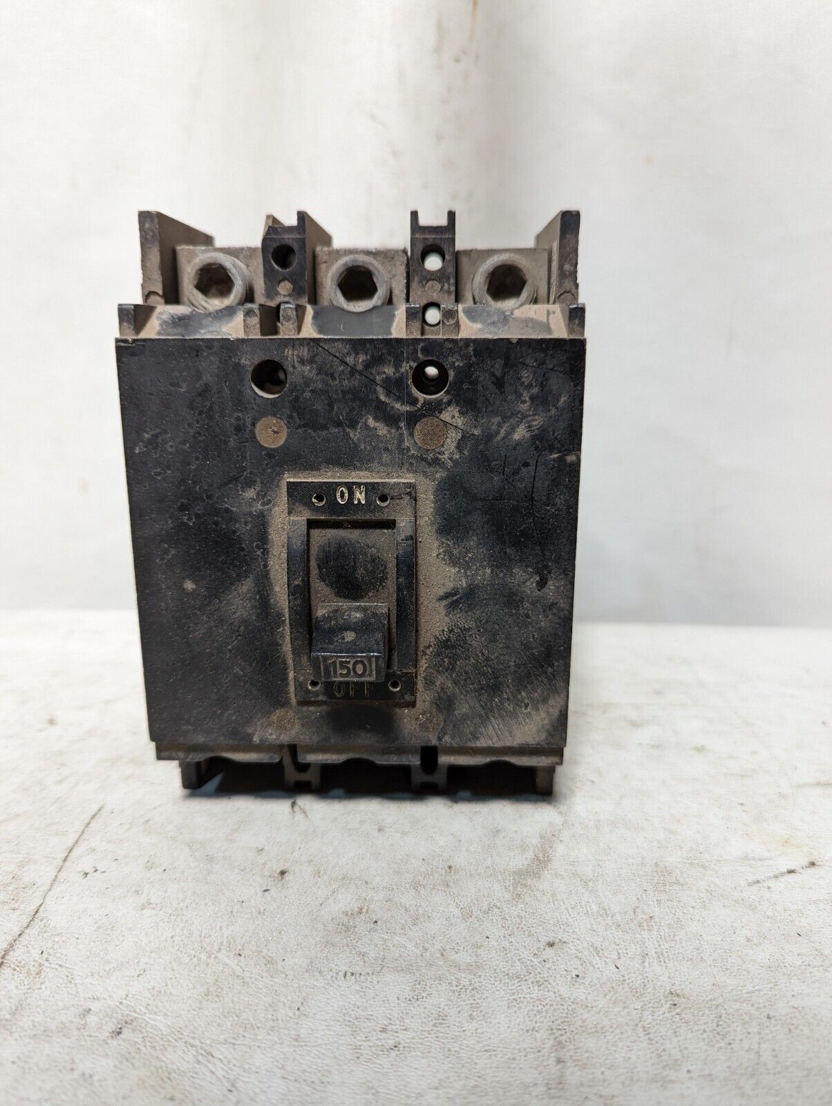 Square D Q2M-3150-MT circuit breaker, 150A, 240V, 3 pole