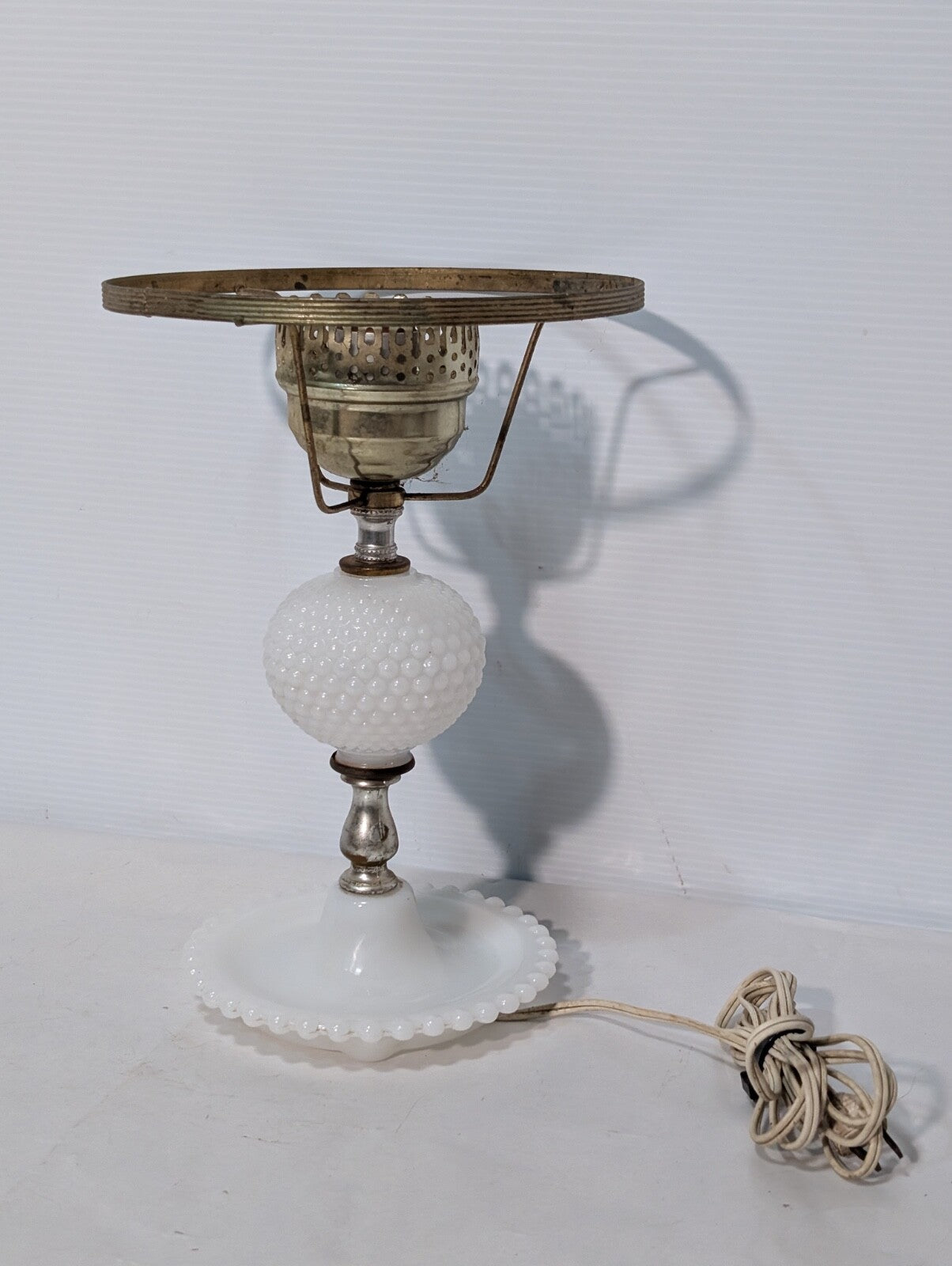 Vintage Mid-Century Modern Fenton White Milk Glass Hobnail Table Lamp
