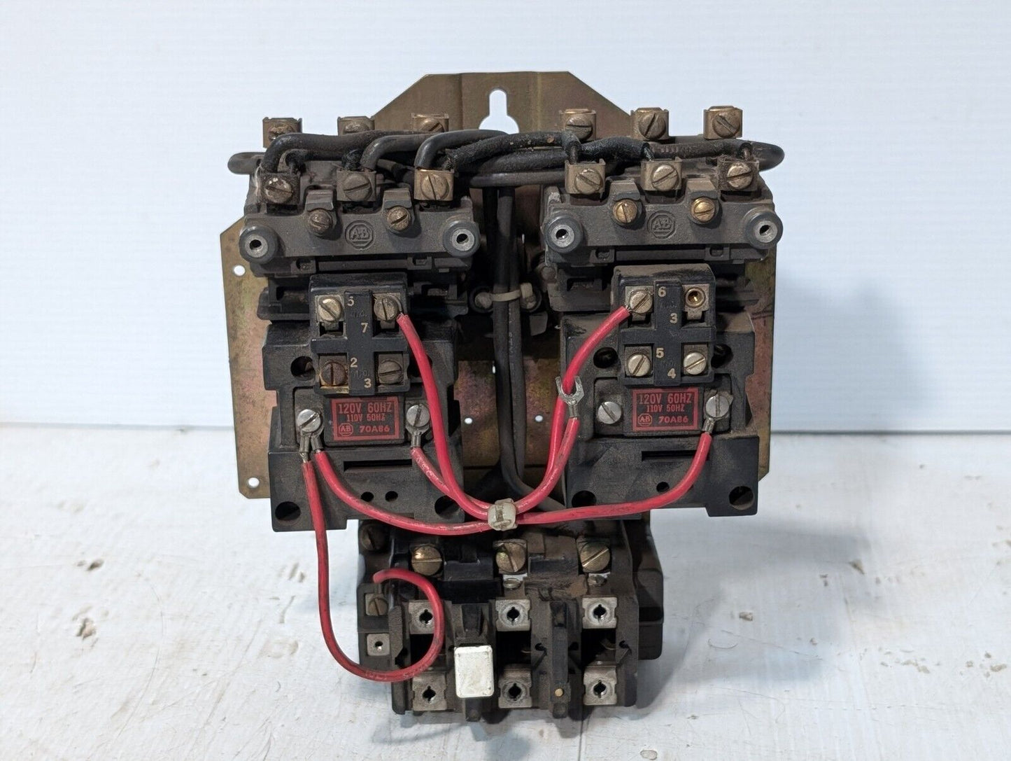 Allen-Bradley Reversing Motor Starter with 70A86 coils, NEMA 1? - Free Shipping