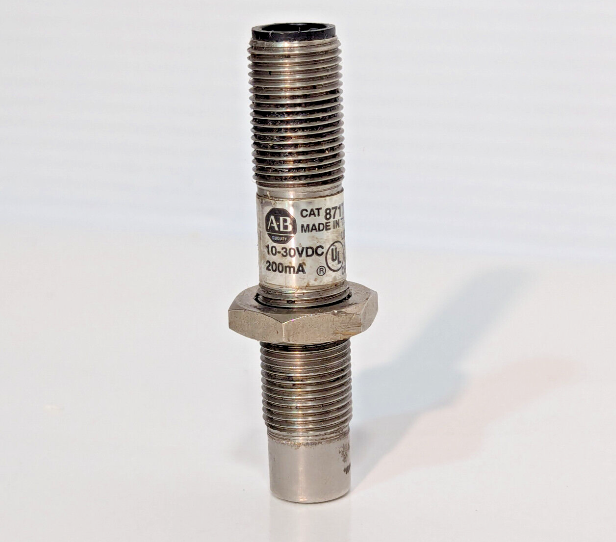 Allen Bradley 871TM-DH4NP12-D4 Inductive Proximity Sensor, 10-30VDC, Series A