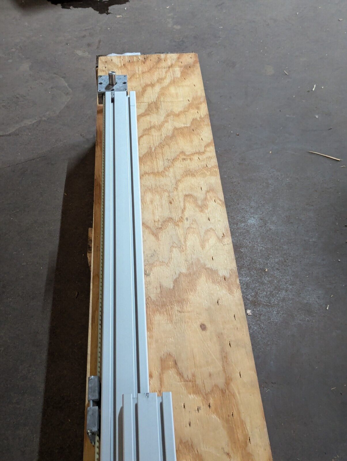 Macron 10935A01 Linear Rail Actuator 3040-12-000-5089 M. 135 VPPD Left-Free Ship
