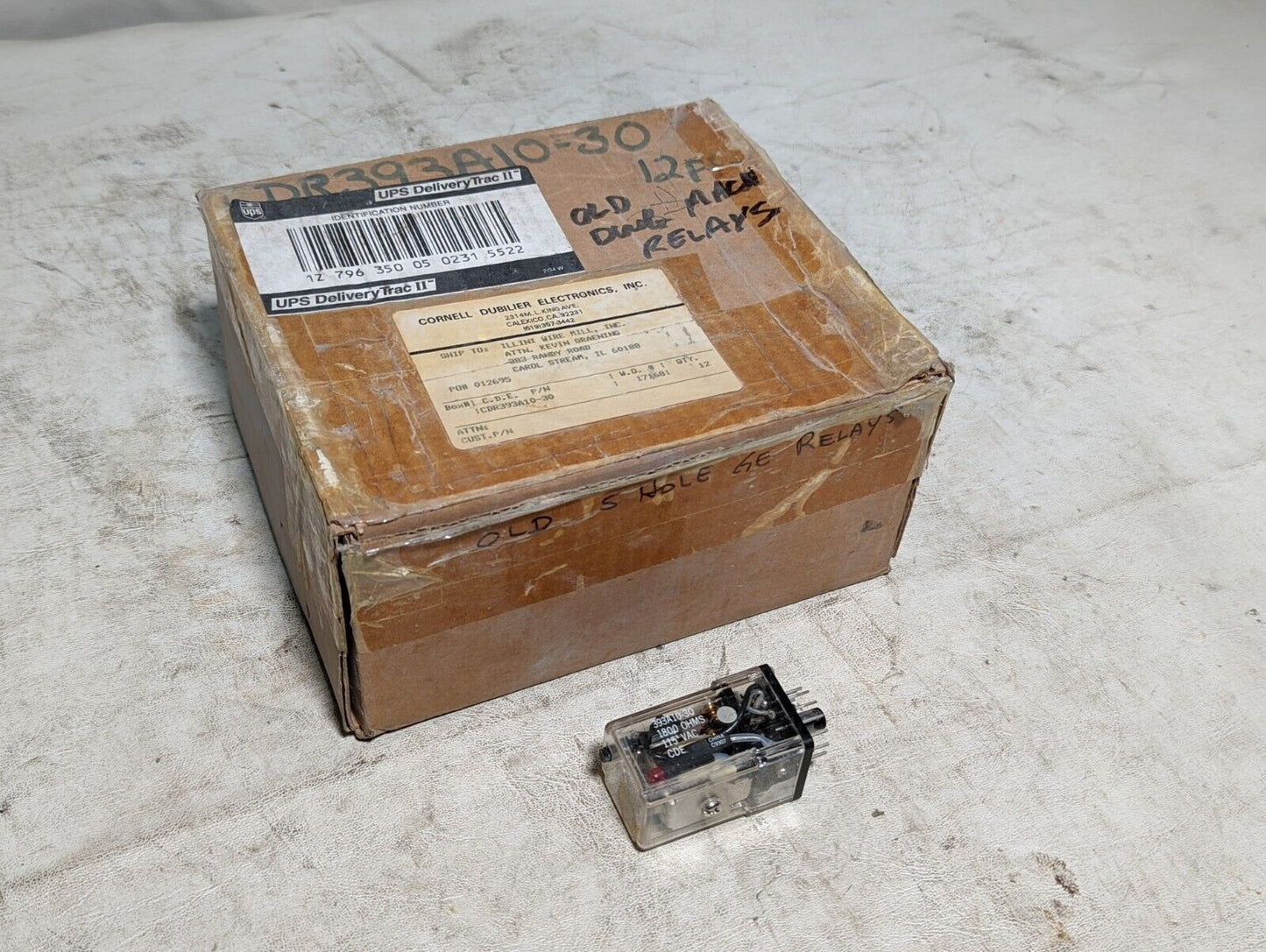 Lot of 12 GE 393A10-30 relays, 1800 ohms, 115VAC
