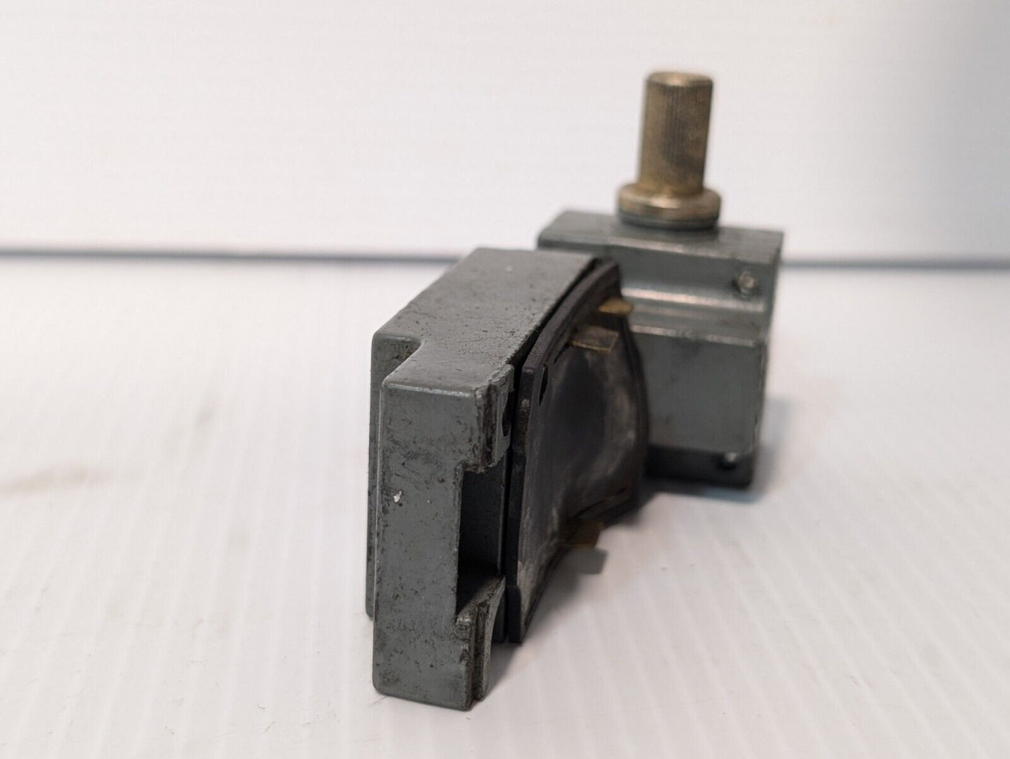 Square D, Class 9007, Ser A. Operating Head Limit Switch, 10 deg