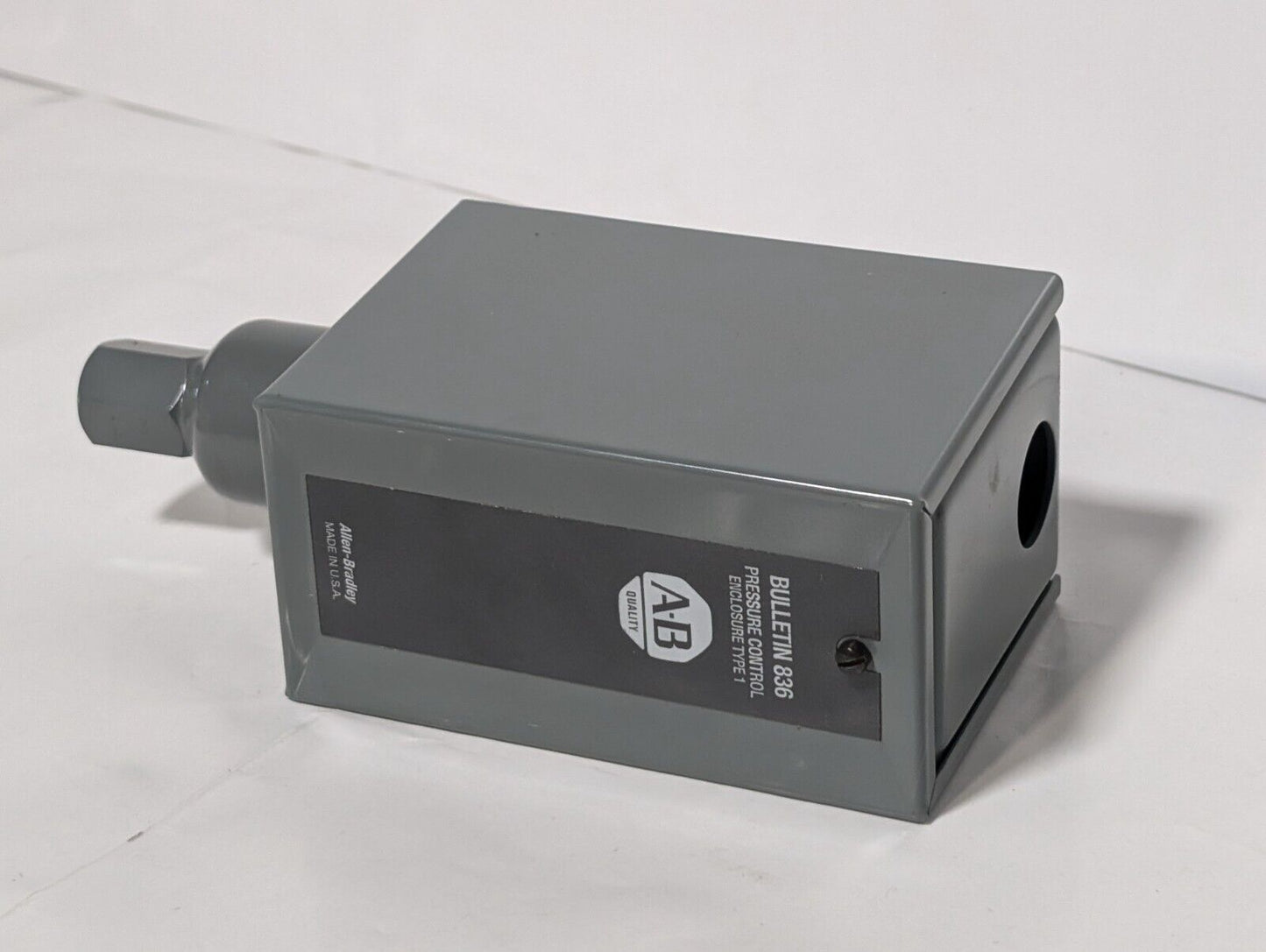 Allen Bradley Bulletin 836 Pressure Control, Enclosure Type 1, 150psi Max
