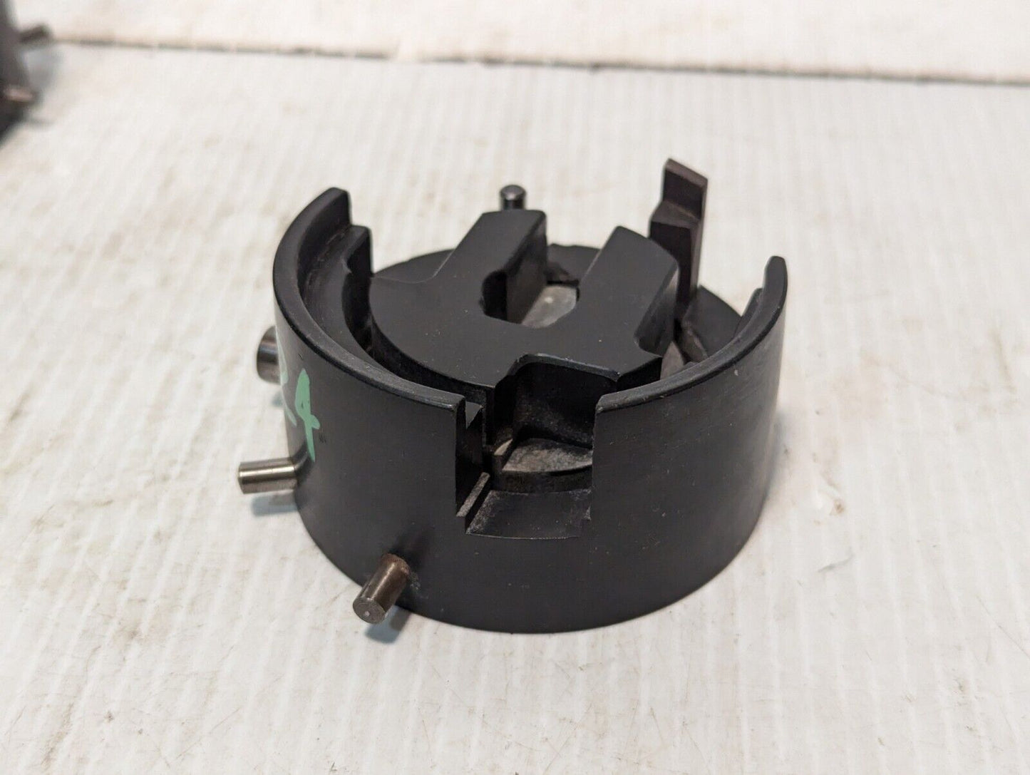 VMV Pallet Nest Assembly w/ Steel Wear Plate Insert - Free Shipping