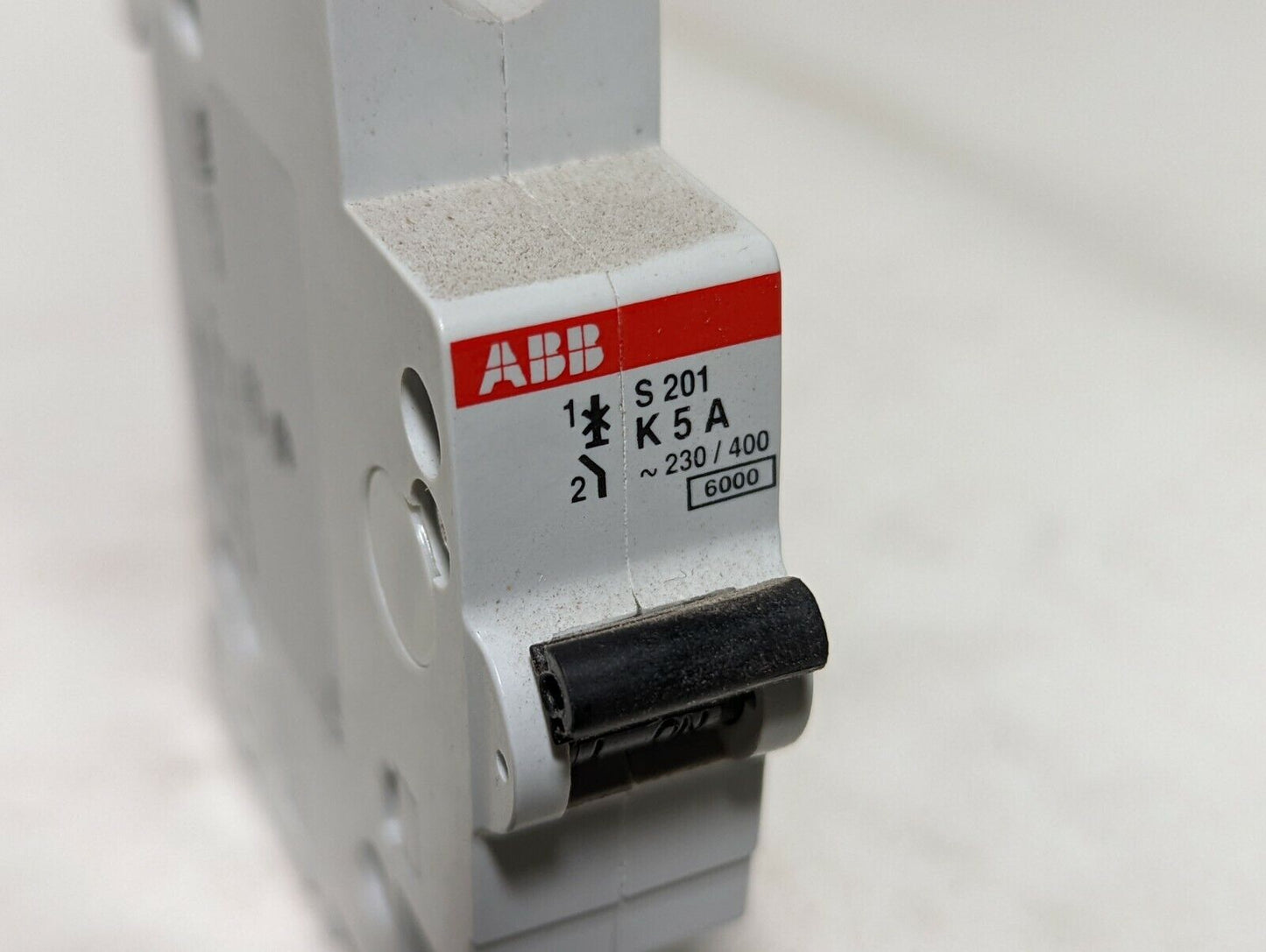 ABB S201U-K5A, 5 amps, 240VAC, 50/60Hz, 1 pole circuit breaker