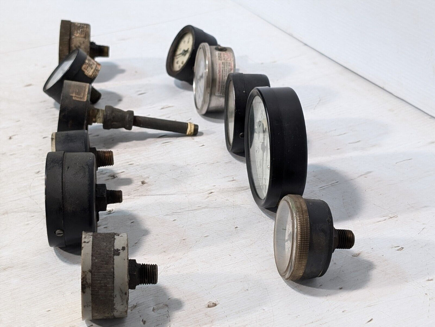 Lot of 11 Pressure Gauges, Assorted Brands and Sizes - Free Shipping