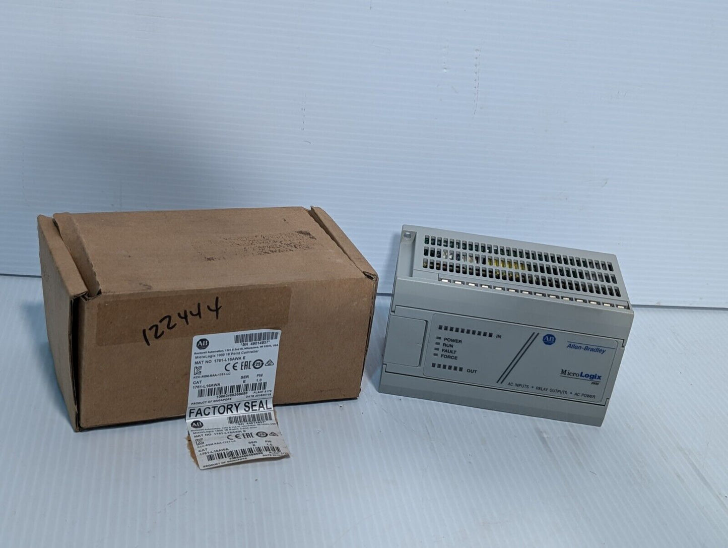 Allen Bradley 1761-L16AWA MicroLogix1000 16 Point PLC Controller - Free Shipping