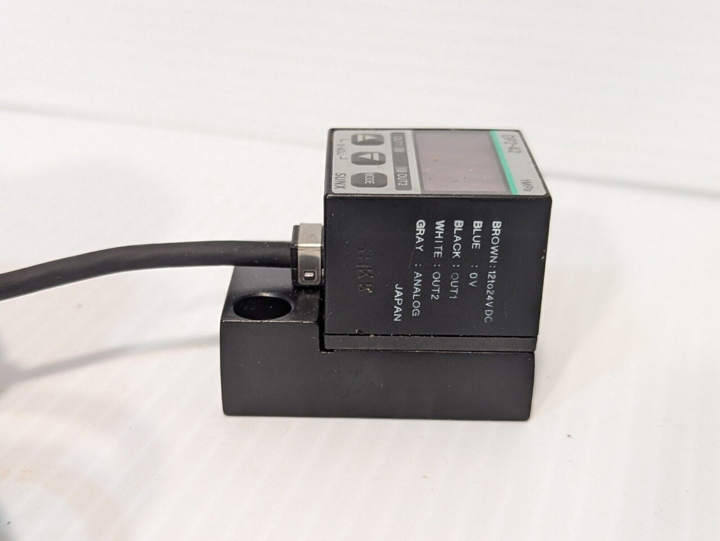 SUNX DP2-42 High Performance Digital Pressure Switch, UDP242 (upto 1.000 Mpa)